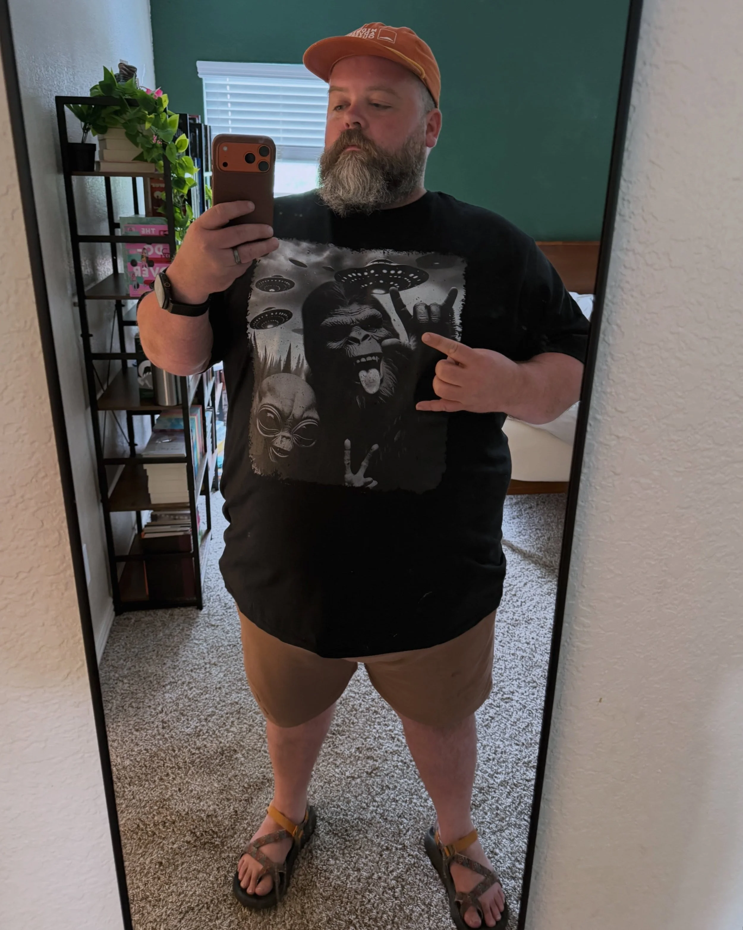 You know when the new alien tee&rsquo;s show up it&rsquo;s about to go down. Next week @pruittknivesofvalor and I head back west to team up with @independenceoverland for another alien story. This one takes us to Arizona where something pretty crazy 