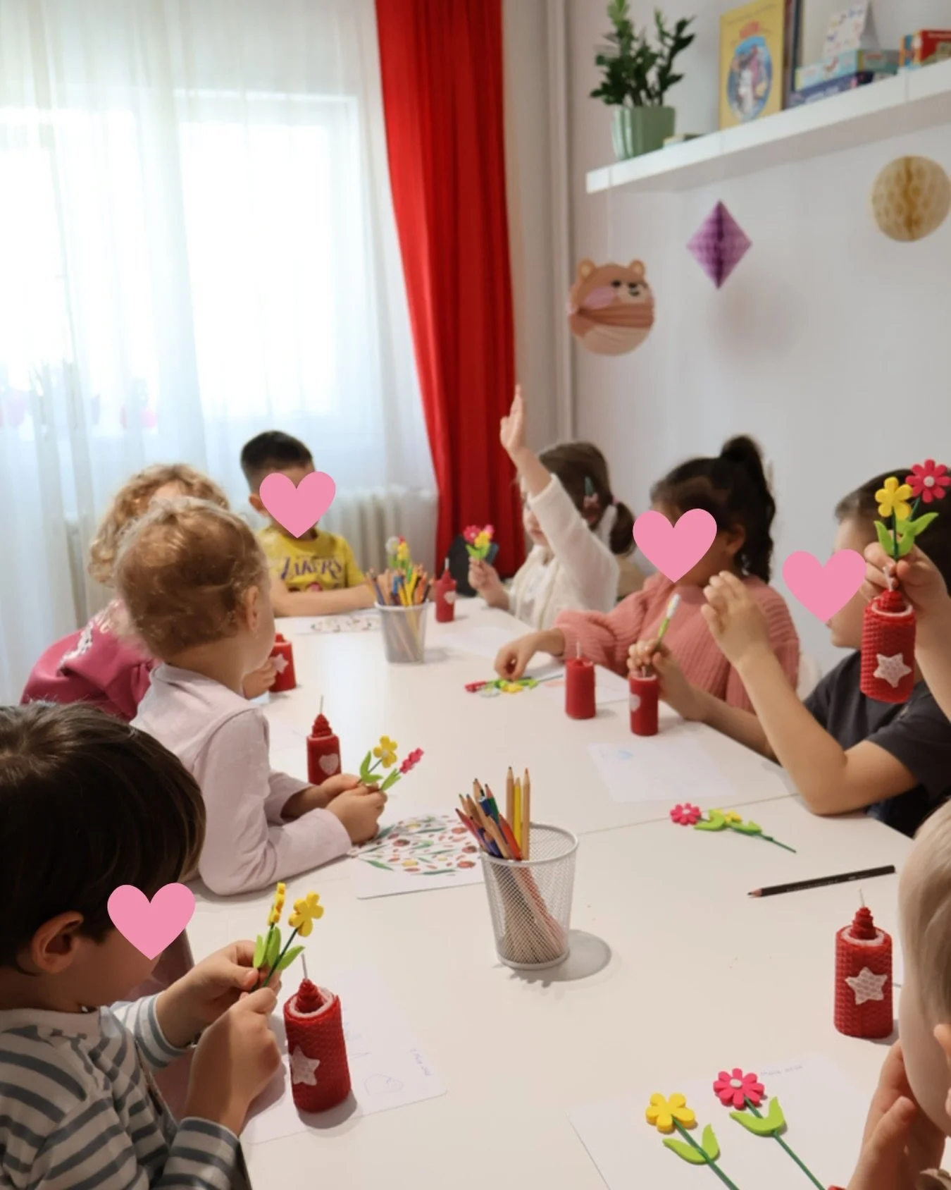 Alles Gute und Liebe zum Weltfrauentag! 🌷

La mulți ani tuturor femeilor! Să aveți o zi &icirc;nc&acirc;ntătoare și să fiți &icirc;nconjurate mereu de oameni minunați! 🌸

Vă mulțumim că ne-ați ales și sperăm să vă bucurați de darurile pregătite de 