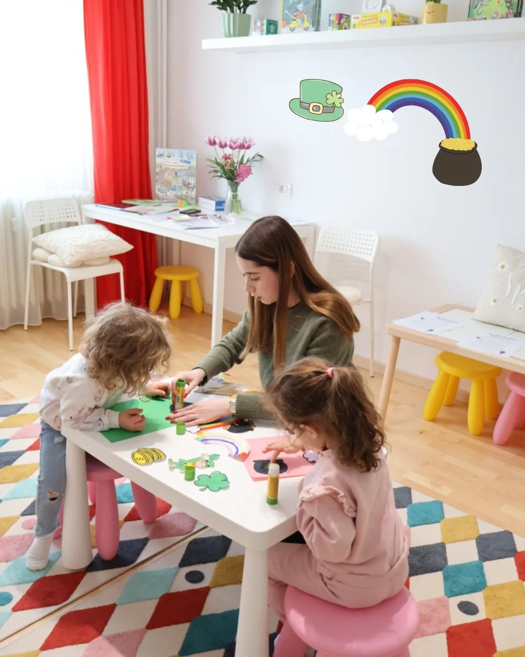 Happy St. Patrick&rsquo;s Day! 🍀

Cine a fost St. Patrick? De ce apare un spiriduș &icirc;n poveste? Chiar este o comoară la capătul curcubeului? La toate aceste &icirc;ntrebări, copiii au aflat răspunsul la atelierul distractiv de limba engleză. 🌈