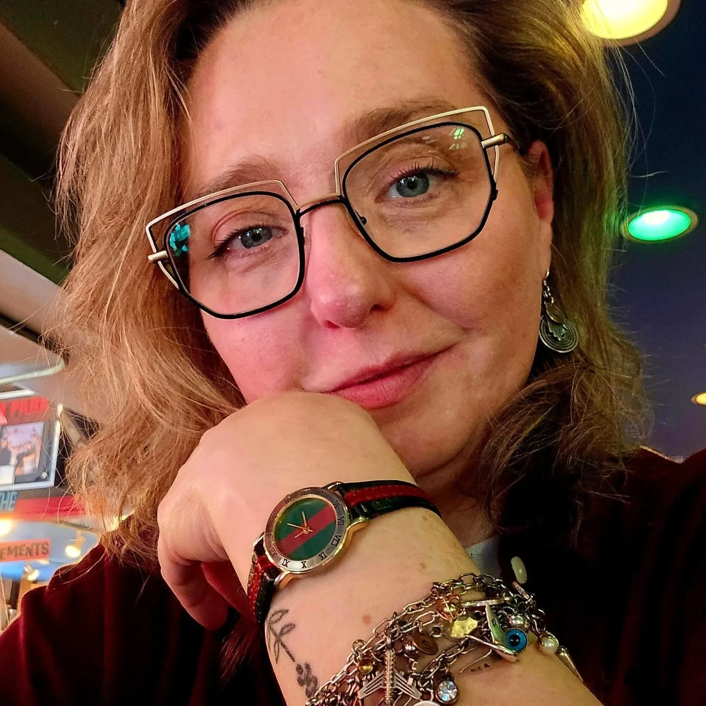 Im back on my Easy Street brunch game.  I'm not going to pretend that all is well. I'm struggling with so many things right now.  The one constant in my life is my art.  Creation is why the universe created me. I'm gearing up for shows and in person 