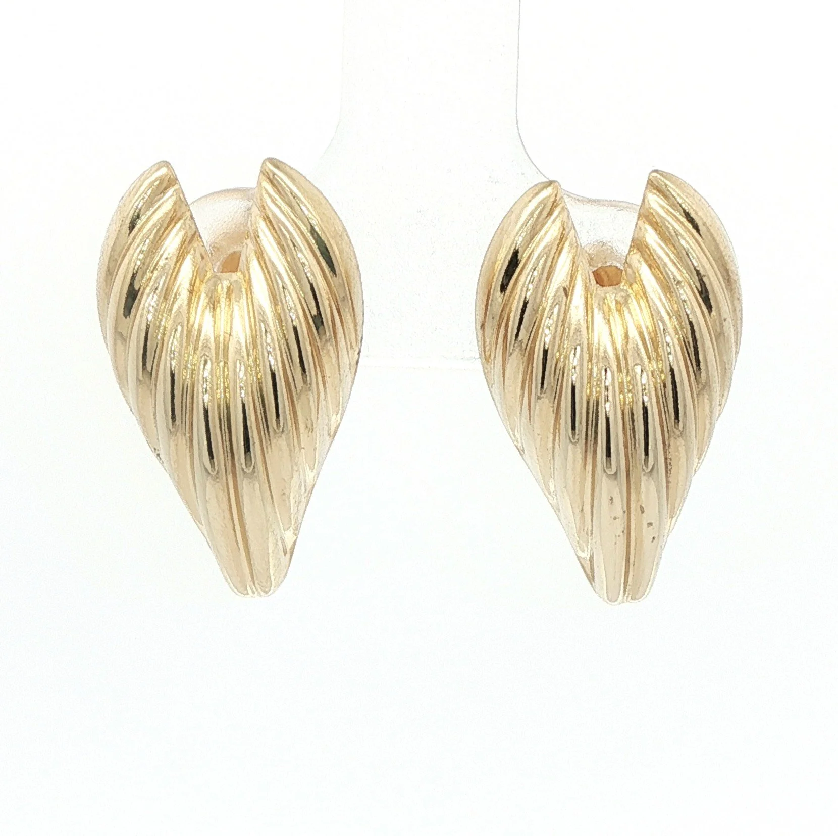 14k Yellow Gold Leaf Design Post Earrings