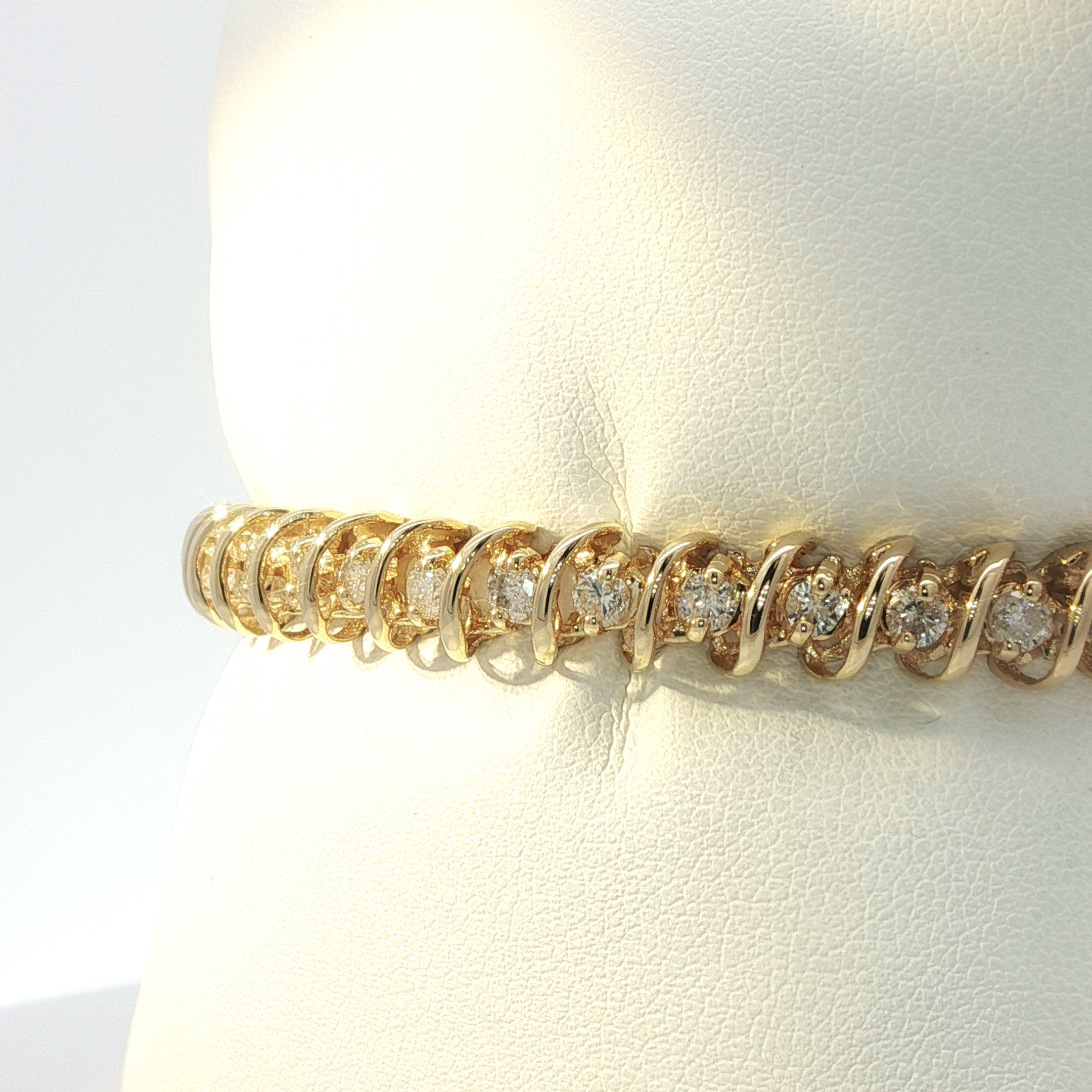 14k Yellow Gold Spiral Diamond Tennis Bracelet