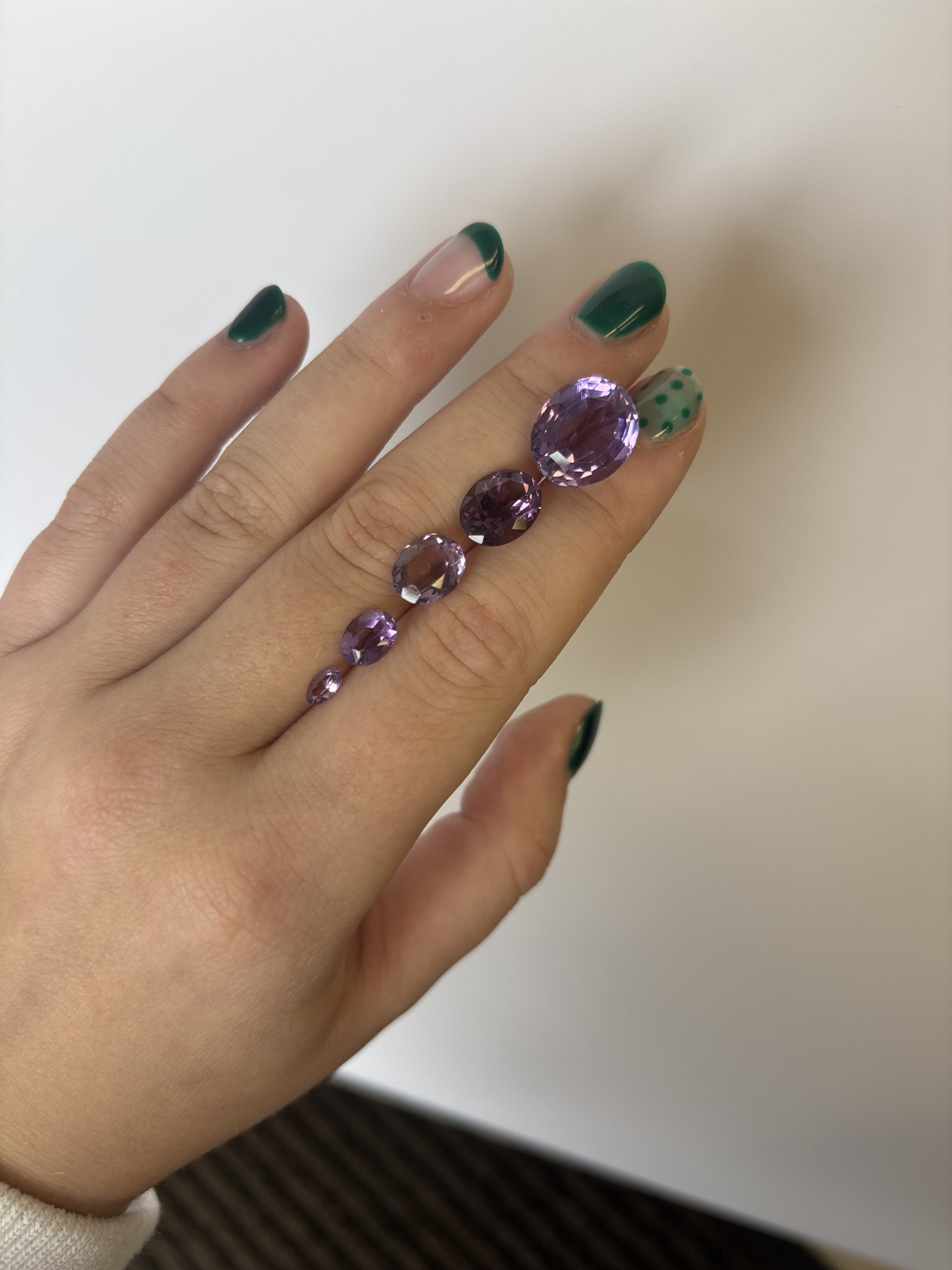 Medium, Medium Dark, Dark Amethyst Oval