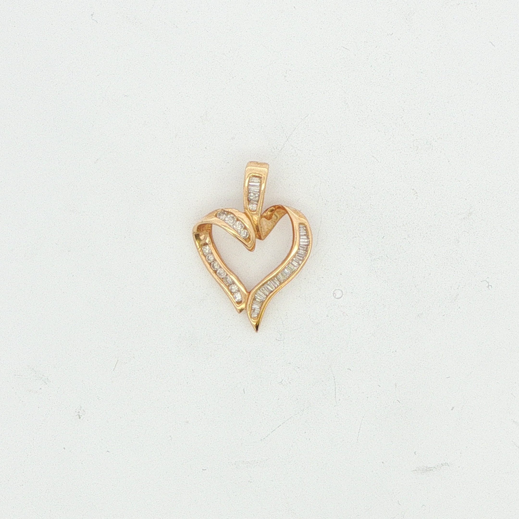 Baguette & Round Diamond Heart Pendant