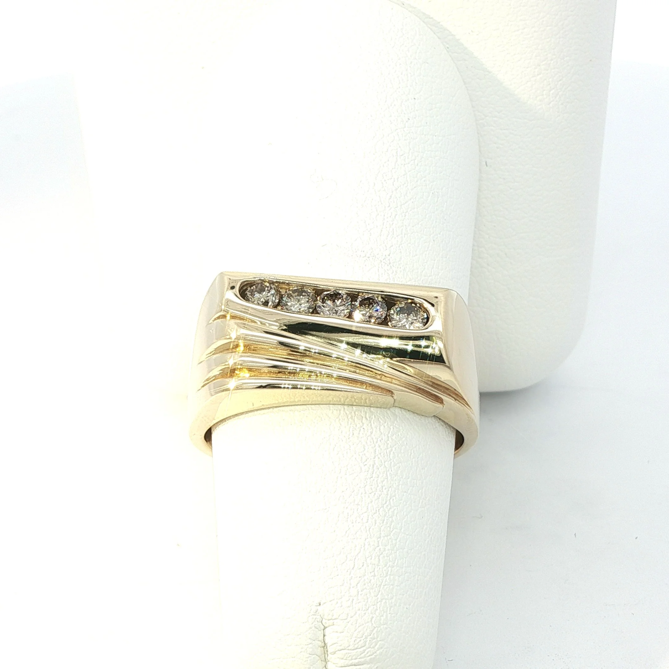 14k Gents Diamond Ring