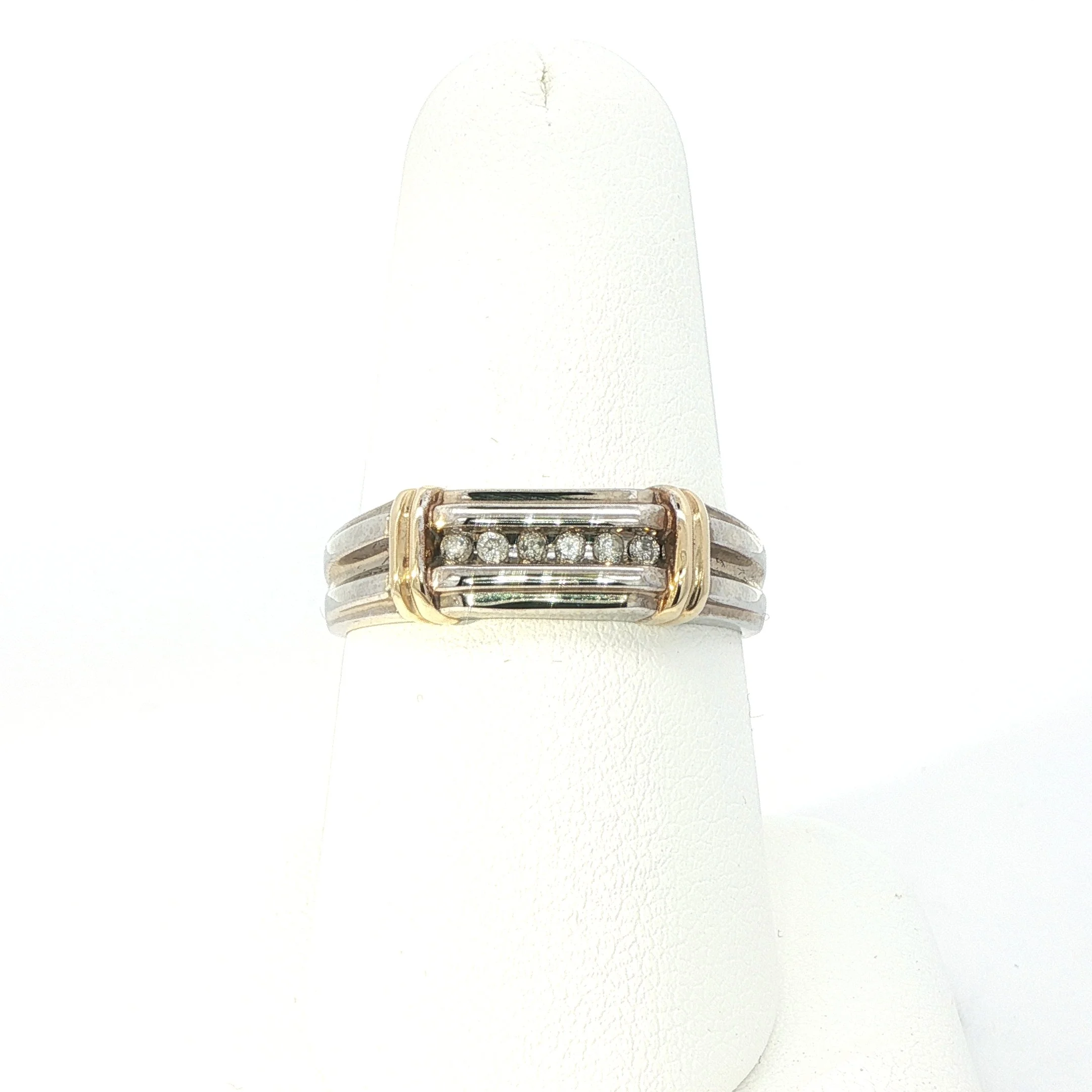 10k Two Toned Diamond Band
