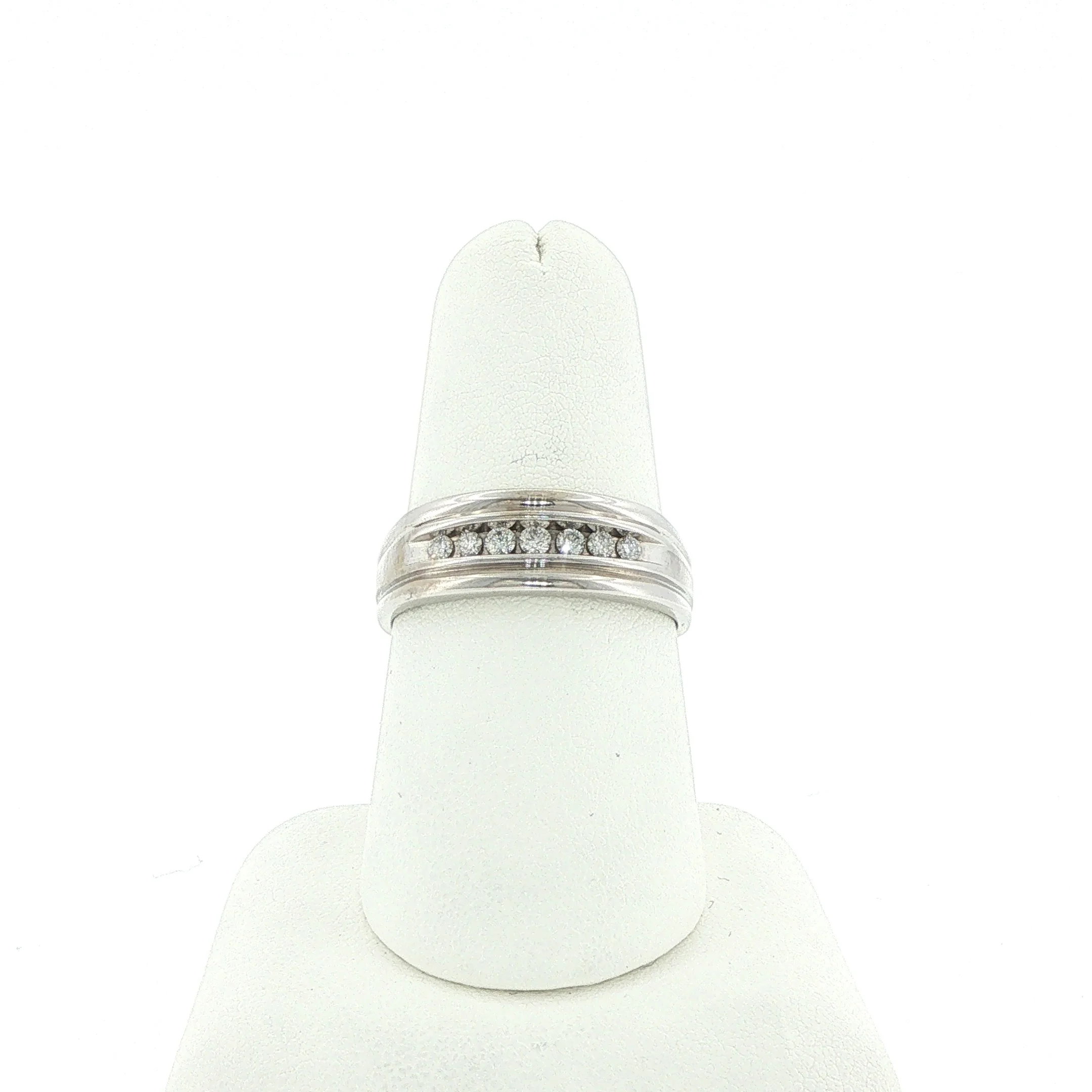14k White Gold Diamond Band
