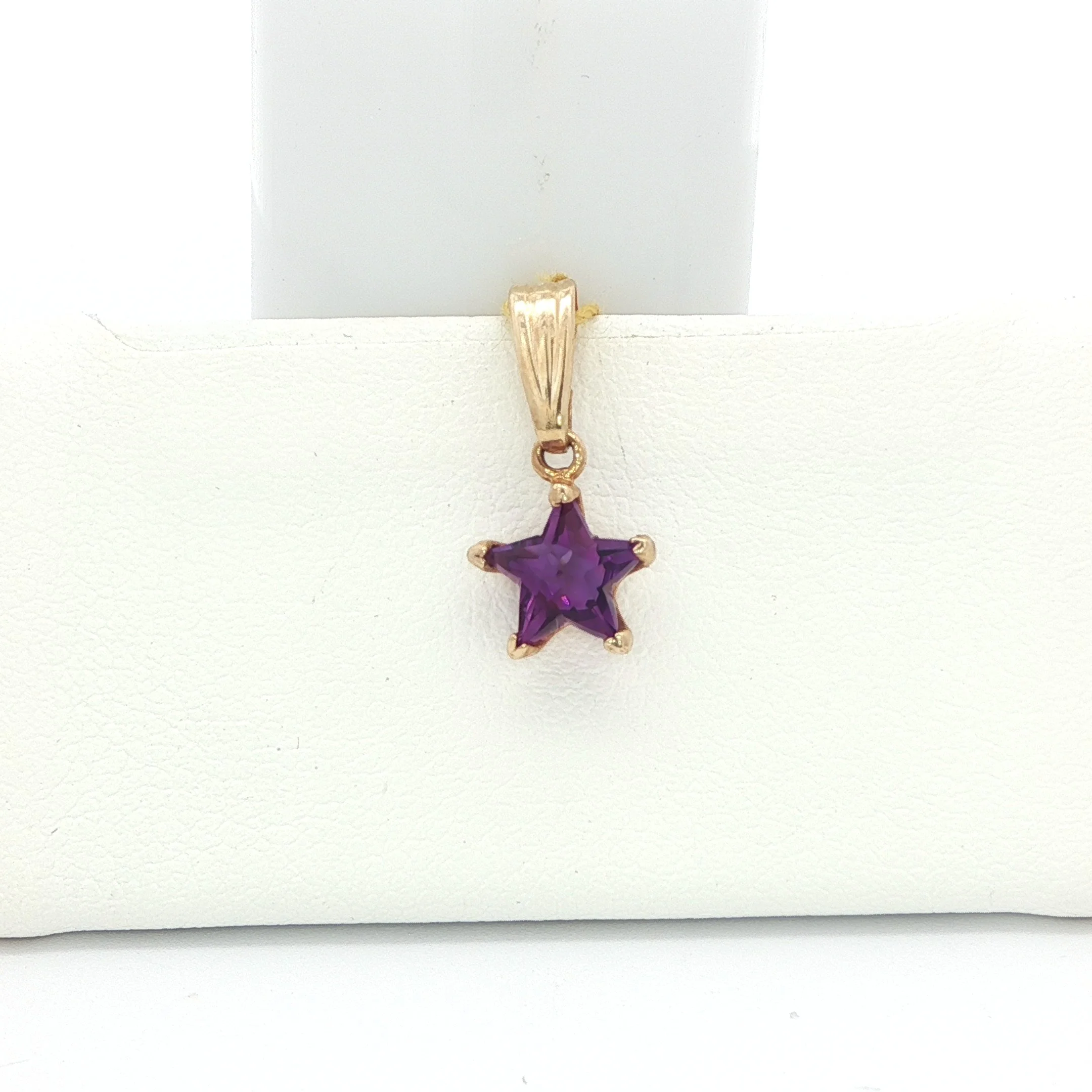 14k Yellow Gold "Star-Cut" Amethyst Pendant