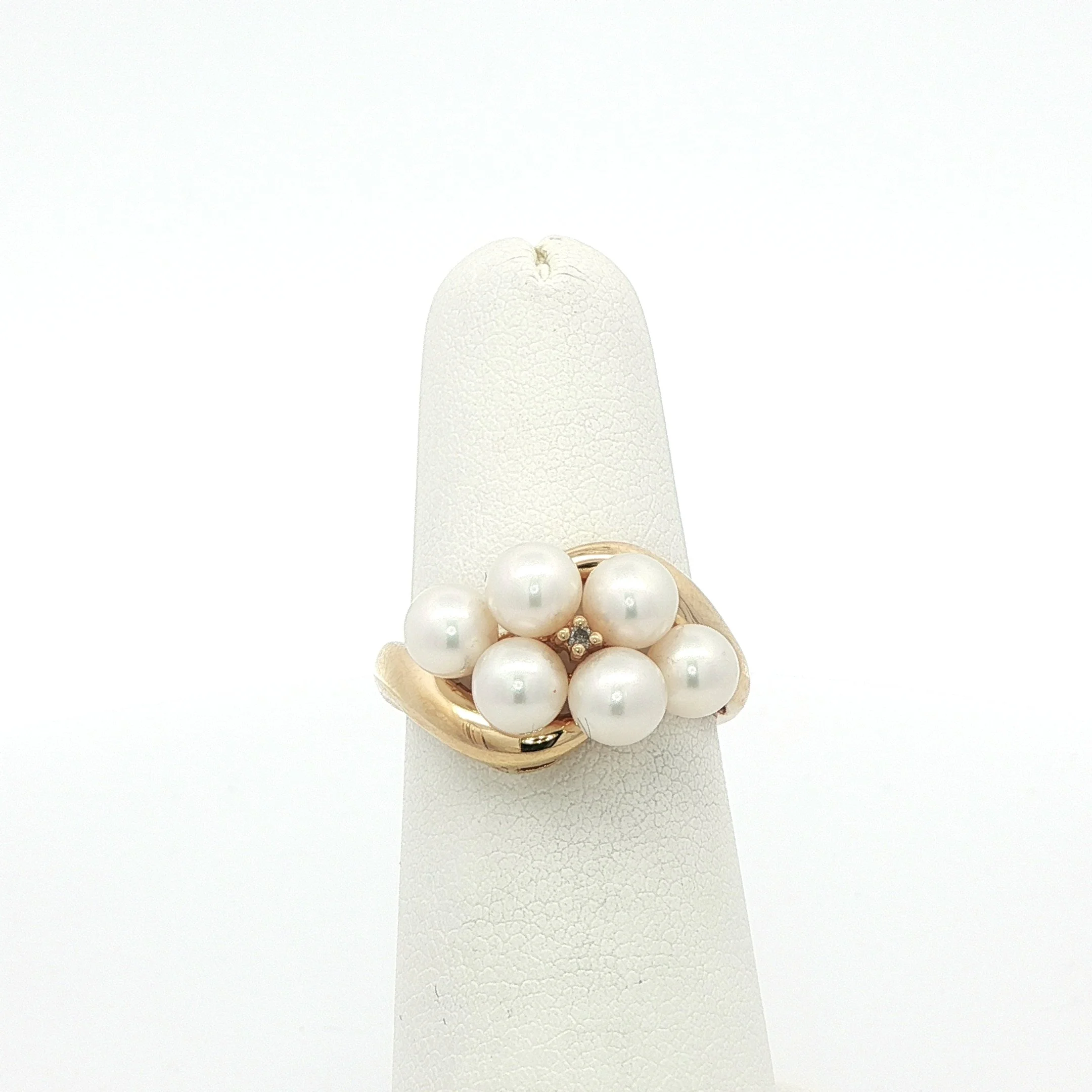 10k Yellow Gold Pearl & Diamond Ring