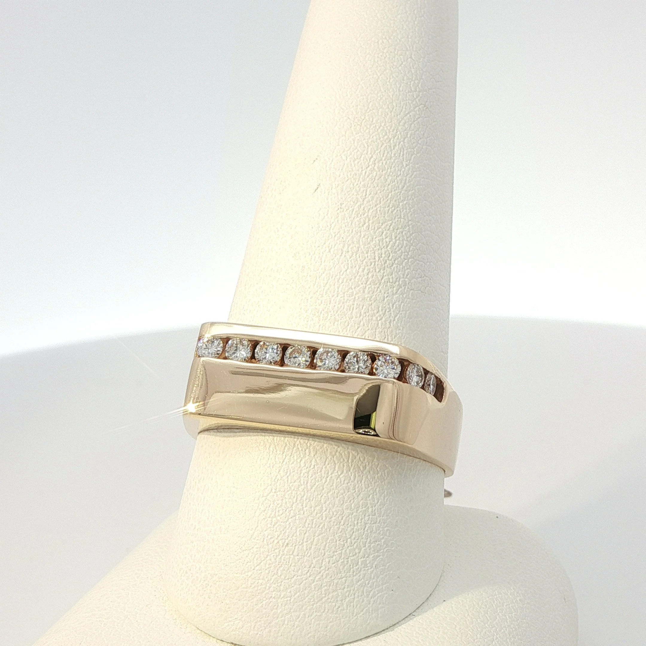 14k Yellow Gold Diamond Band