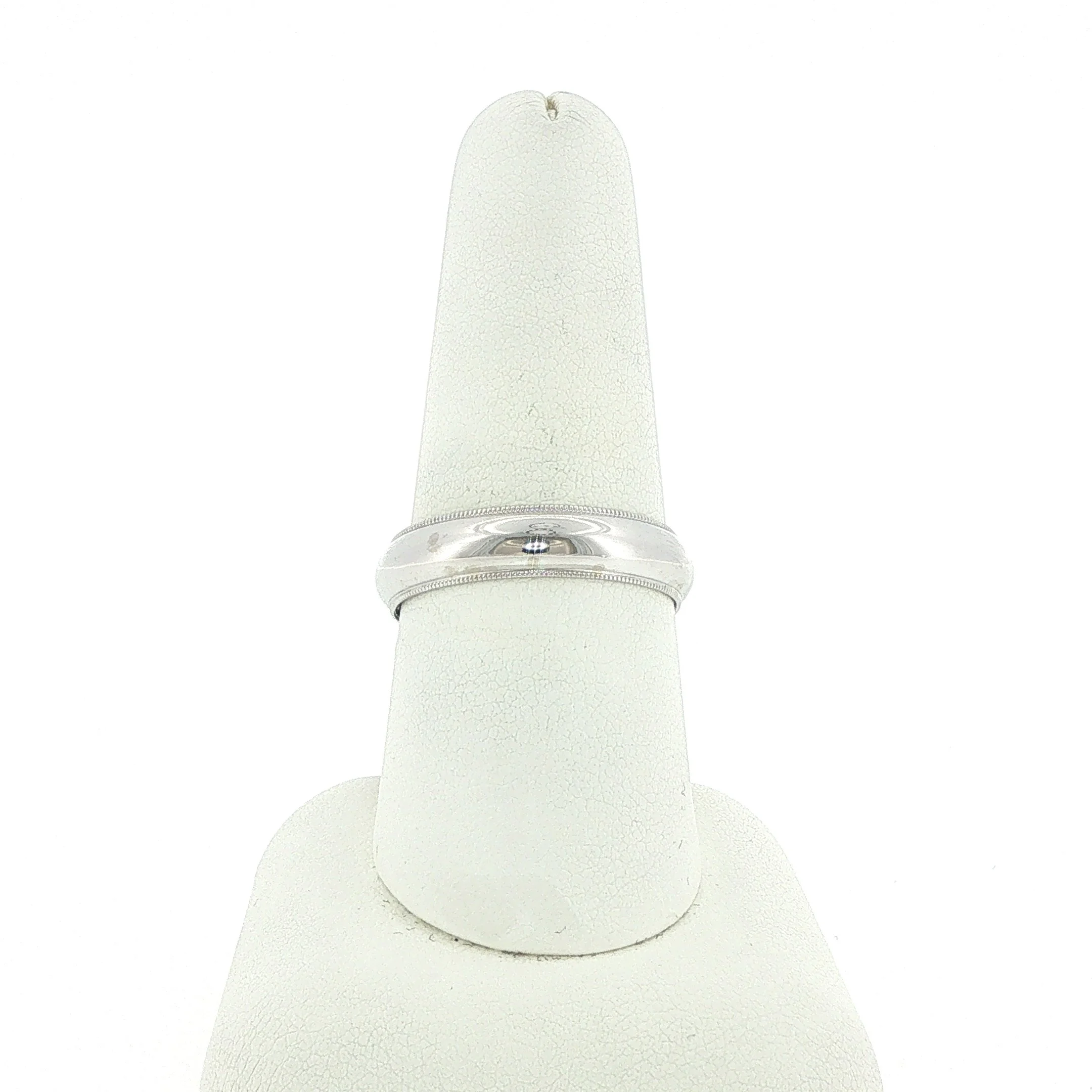 14k White Gold Milgrain Band