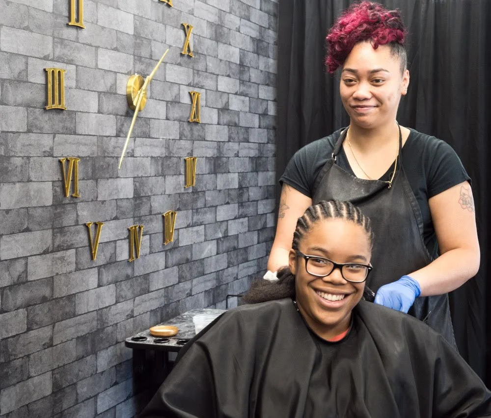 Natural Hair Salon Seattle: Where Professionalism Meets Good Energy