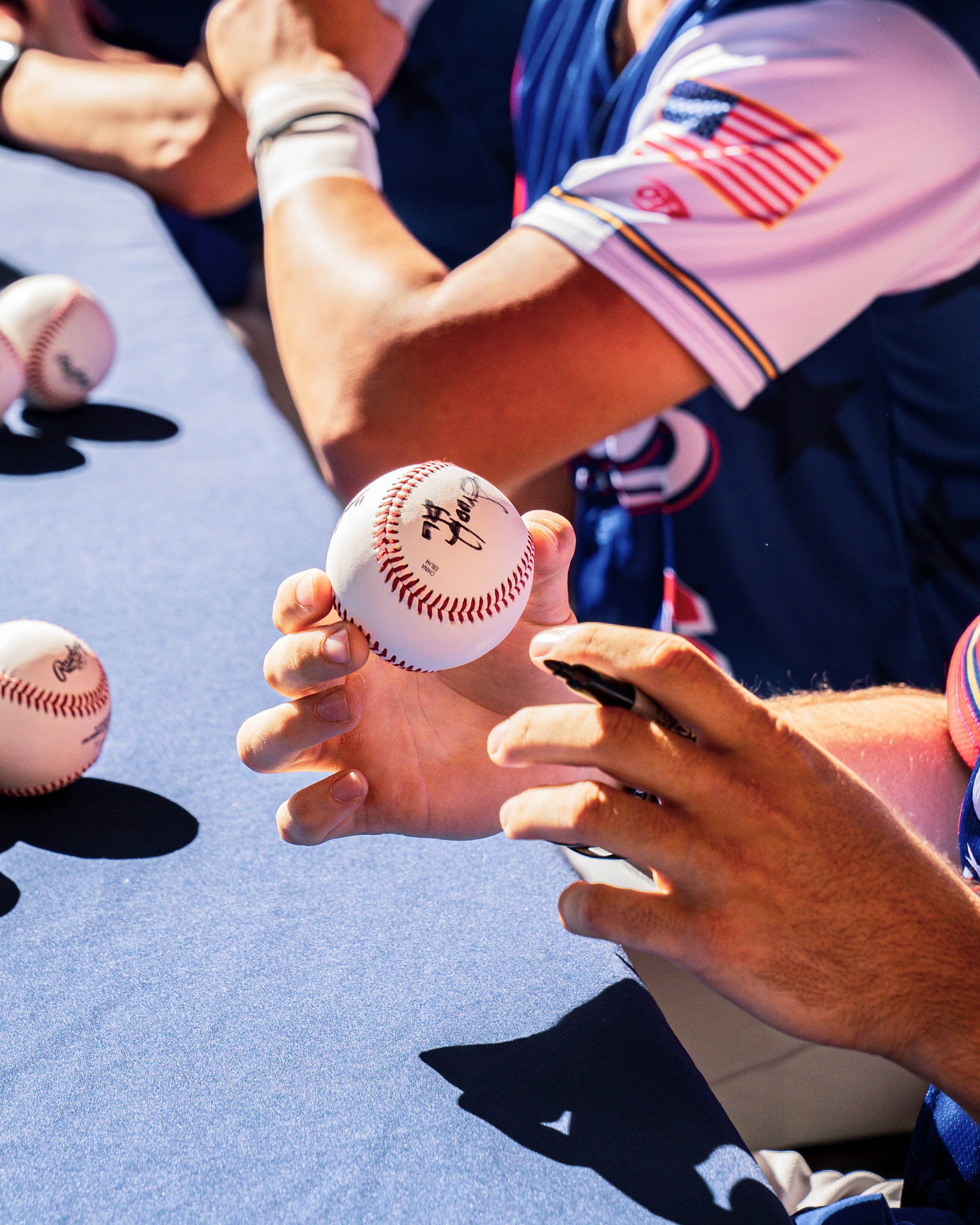 Autographs_-13.jpg