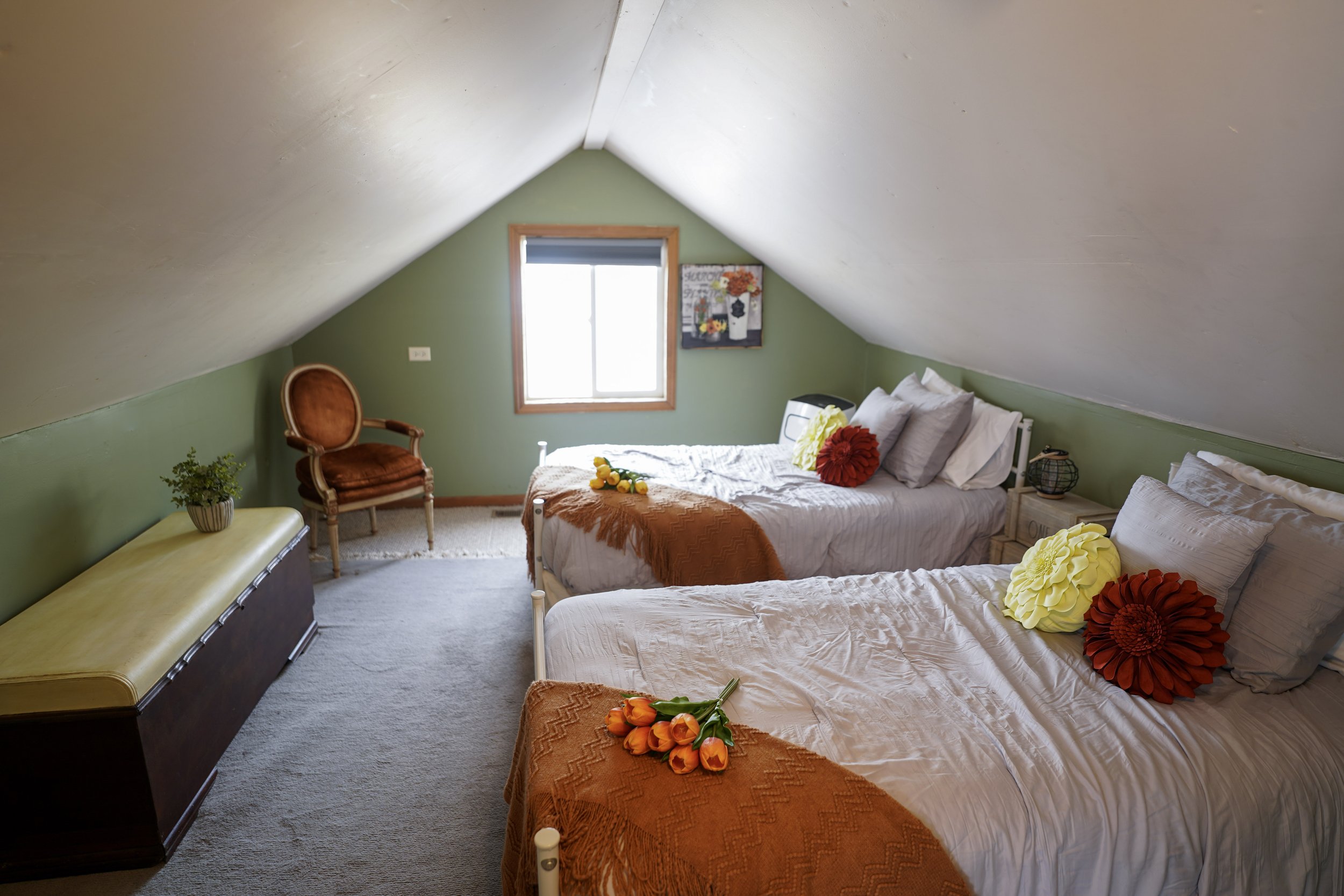 Lodge twin room.jpg