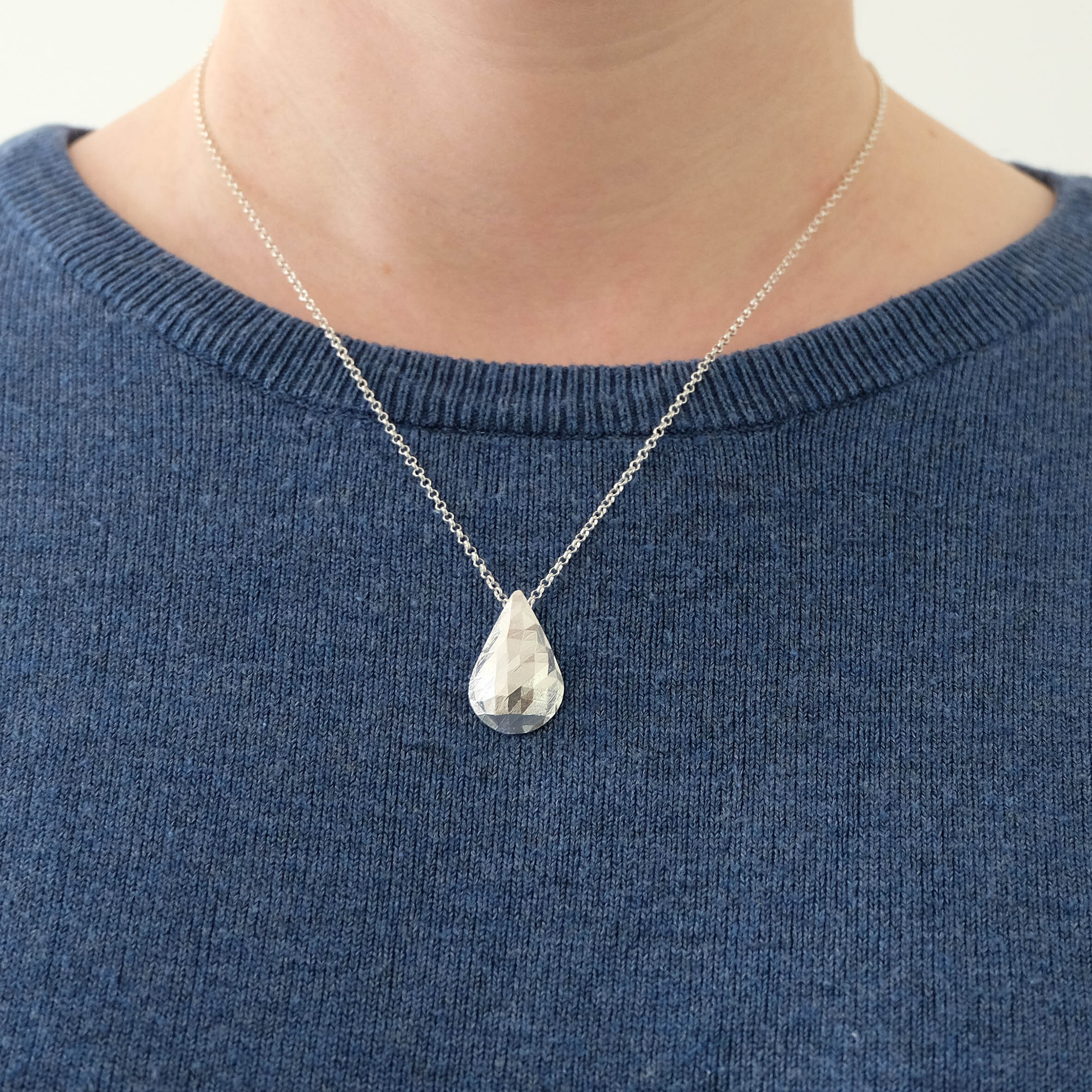 Teardrop pendant_small files.jpg