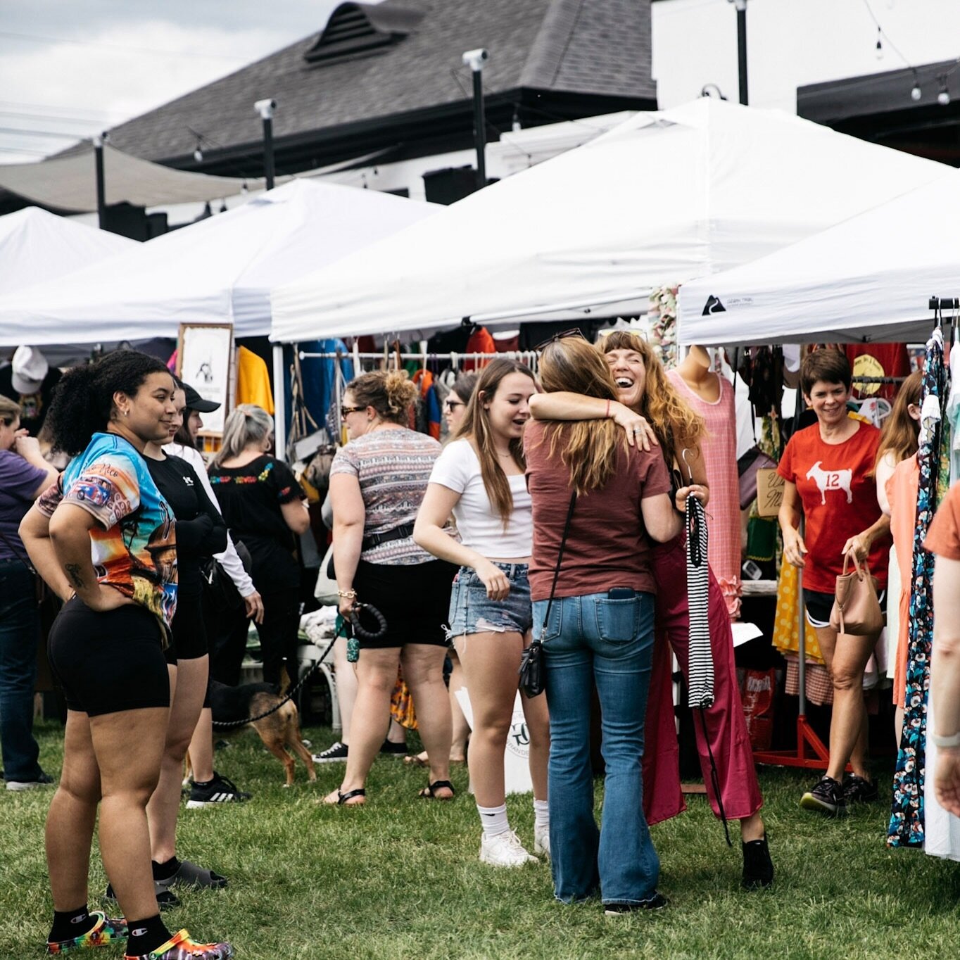 Counting down the days to sunshine and reuniting with friends in our favorite little lot. 60 days until the spring Vintage Roundup!!