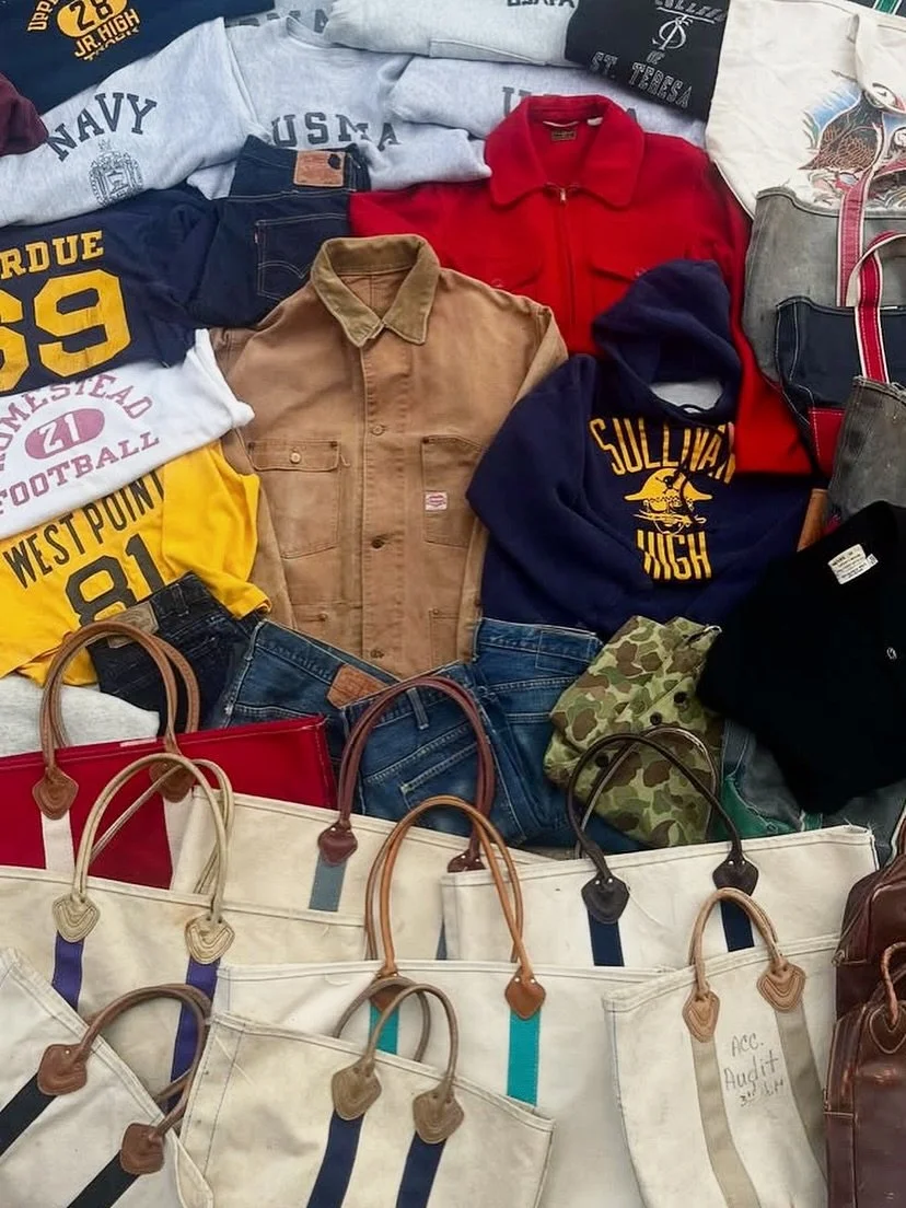 🌞⛵️SUMMER VENDOR ⛵️🌞

@duncegallery 
@duncegallery 
@duncegallery 

WHEN &bull;&bull; SAT, AUG 30TH🗓️
WHERE &bull;&bull; HUDSON HALL OPERA HOUSE, HUDSON, NY📍
TIME &bull;&bull; 10-11 Early Bird 🕊️ 11-5PM General Entry 🕰️ 

TICKETS &bull;&bull; E