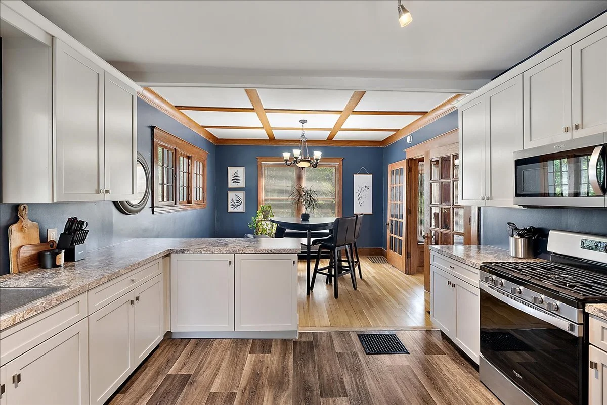 26-637 Fairview Ave NE, Grand Rapids-26.jpg