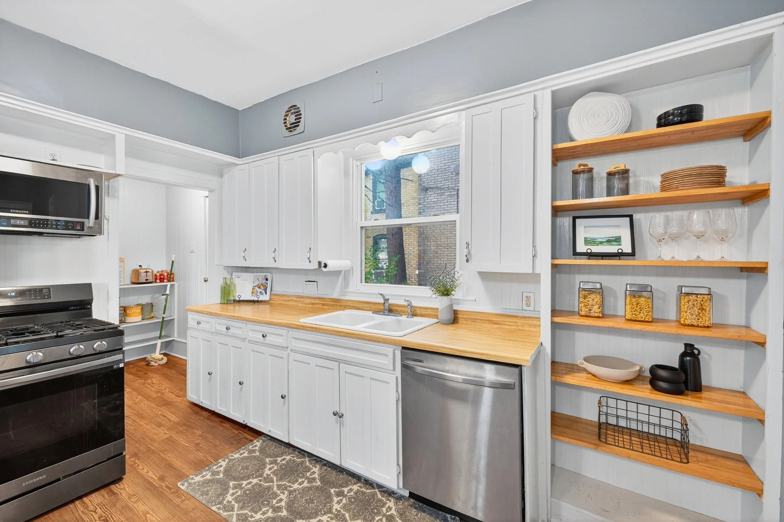853 second st nw-0015.jpg