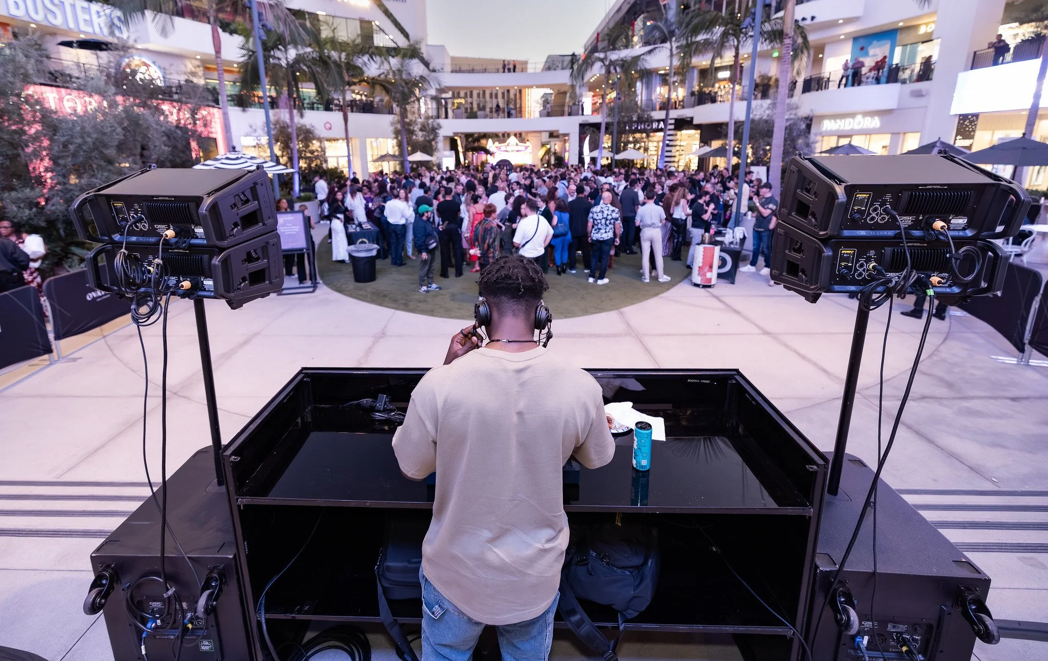 54729688633_66abfafdb4_k 2.jpg