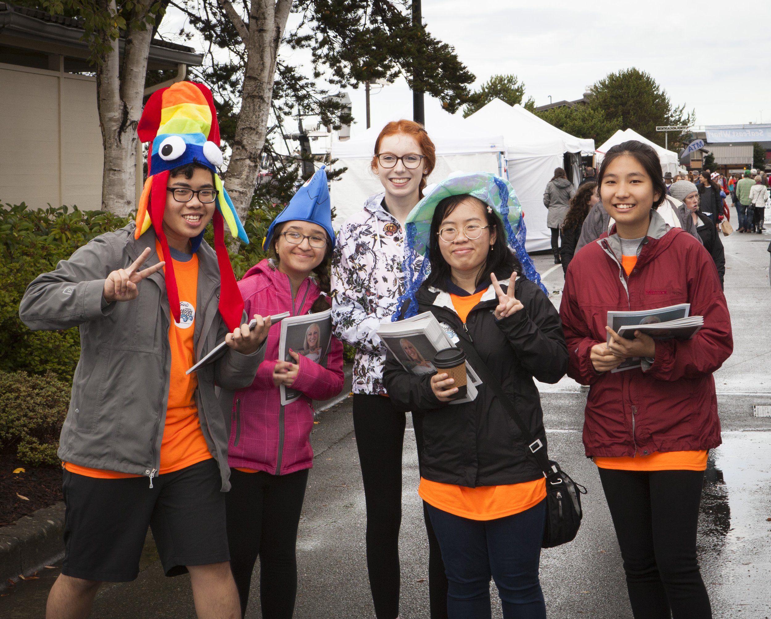 SqHSVolunteers-18-L.jpg