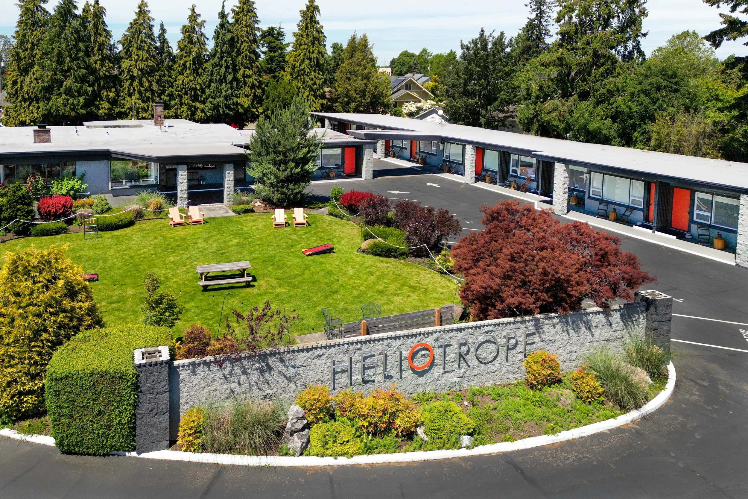 RJ_Heliotrope+Hotel_Drone-01.webp