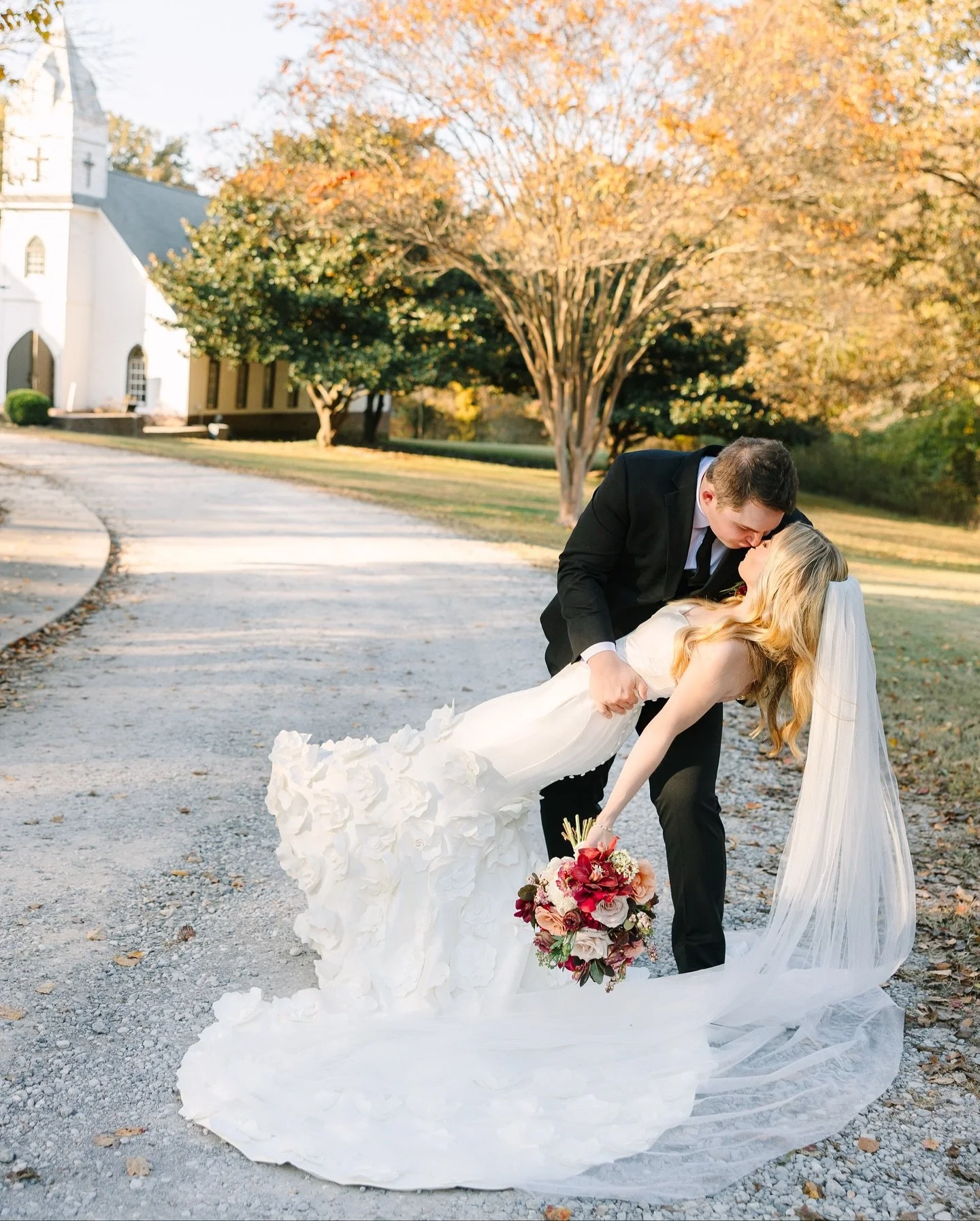 Mr. &amp; Mrs. Lowry. 11/8/25🤍 

Wilson and Carlie were such a delight to work with.  They are both as easy going as they come and so kind.  Their day was laid back, thoughtful and so special. I can&rsquo;t wait to share more. 

Planner: @reveriewed