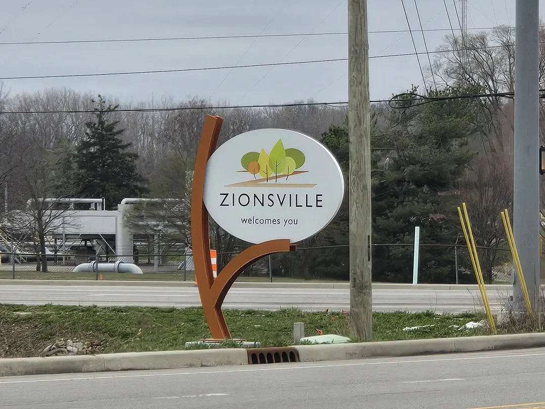 zionsville-entrance-sign.webp