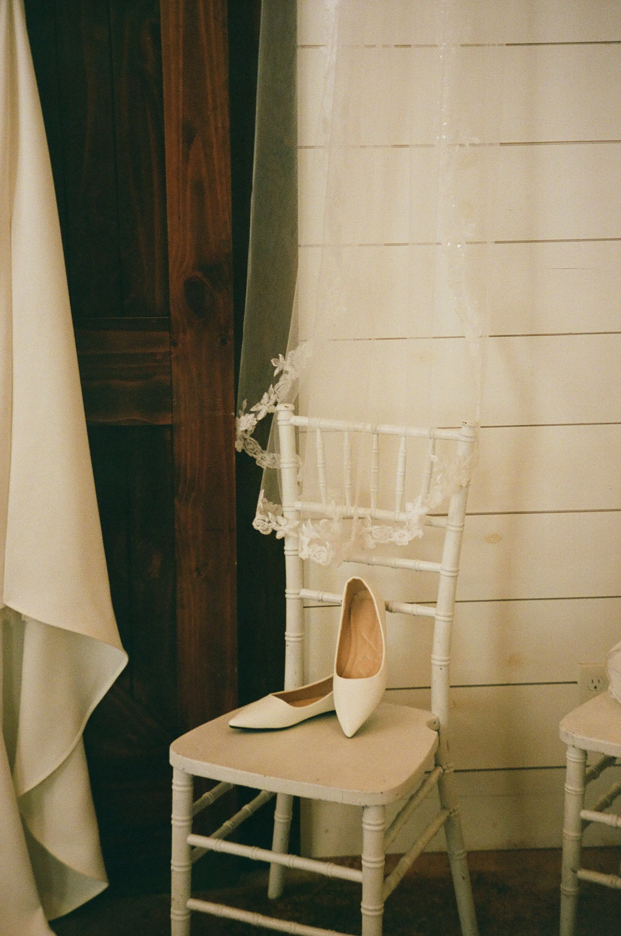 Teresa & Danny - LakeSide Wedding Venue - Film Scans-15.jpg