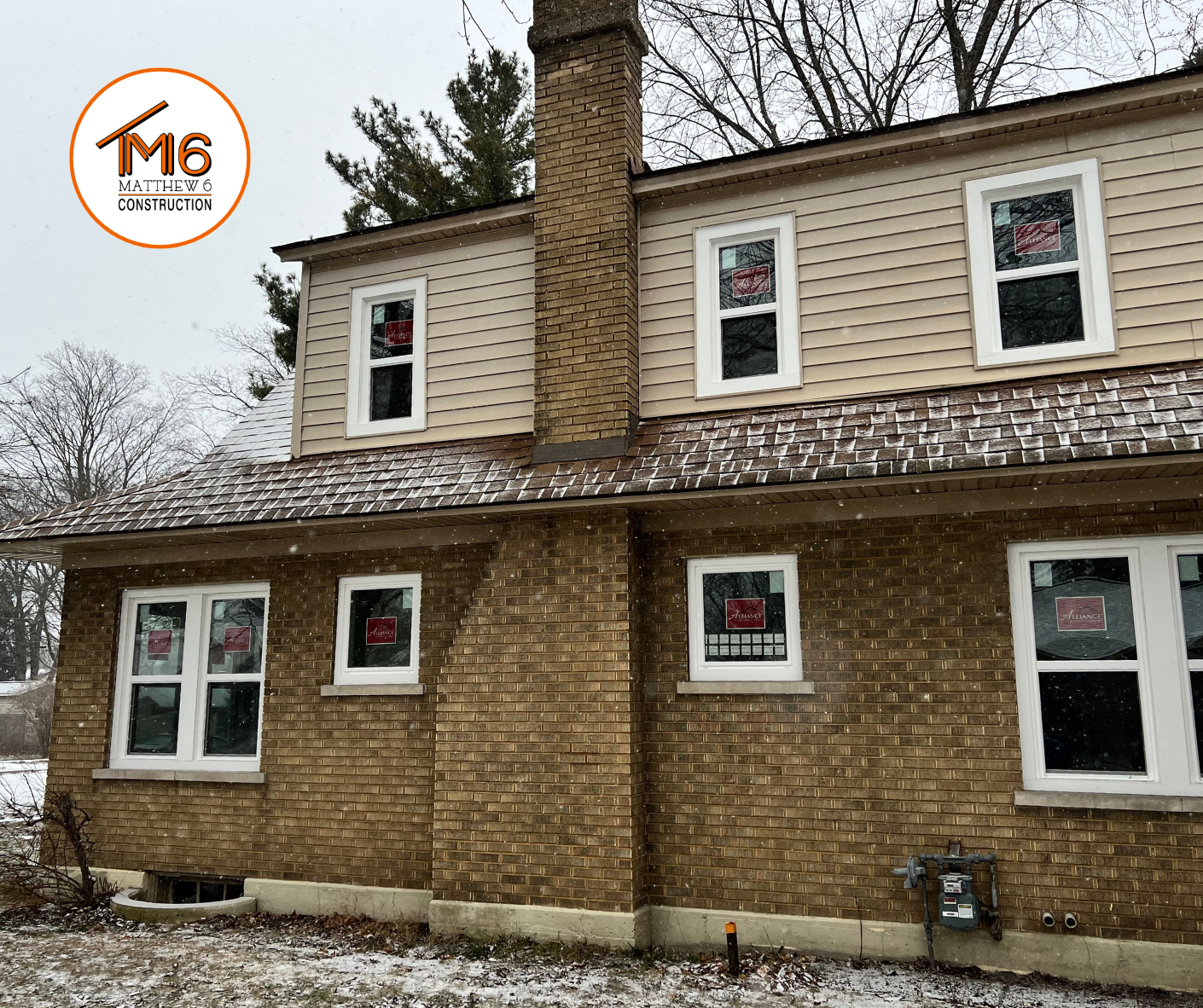 hometeamhousing_windows_Exterior_Matthew 6 Construction (3).png