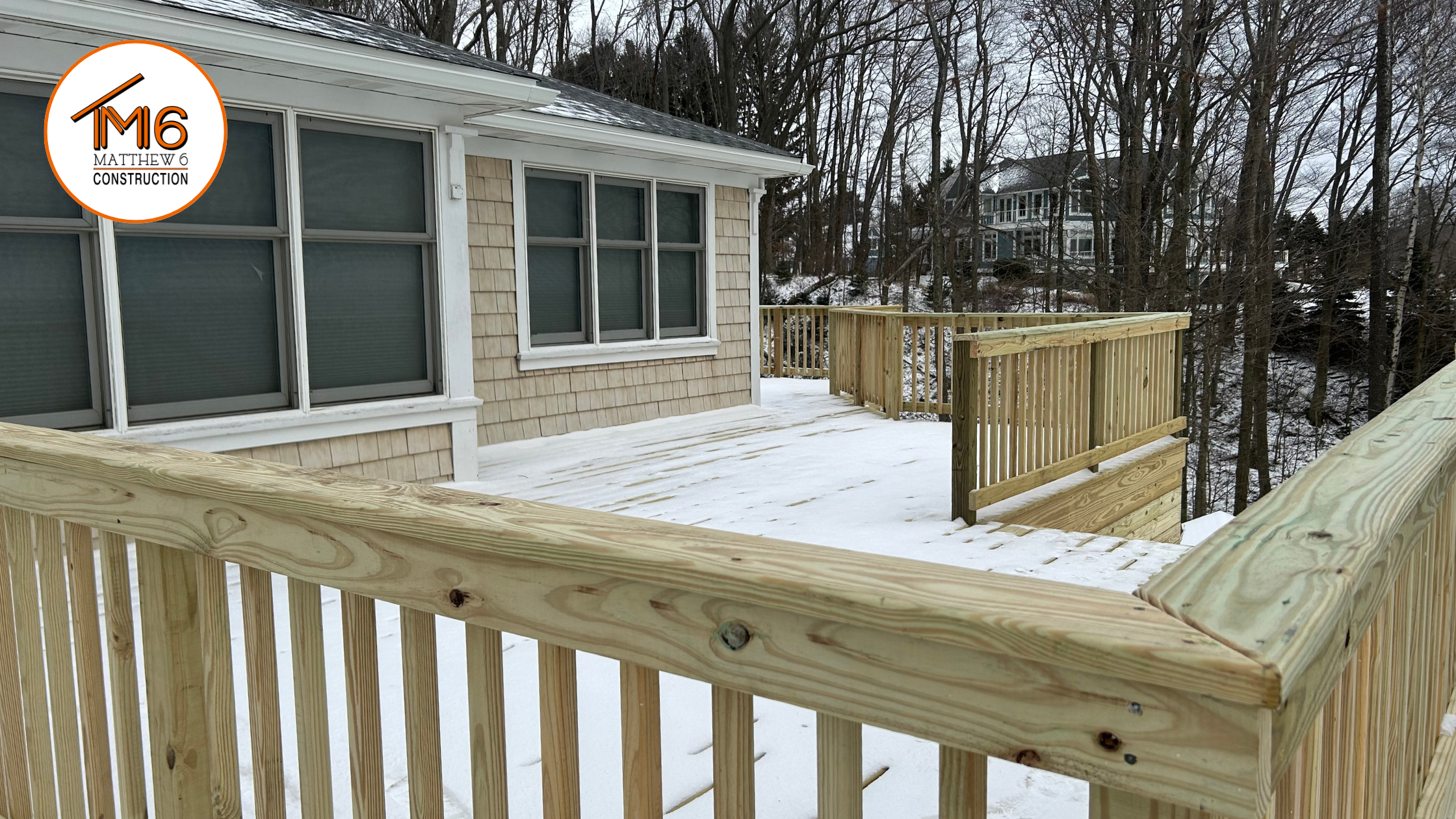 Deck__Matthew6Construction_LudingtonMI (2).png