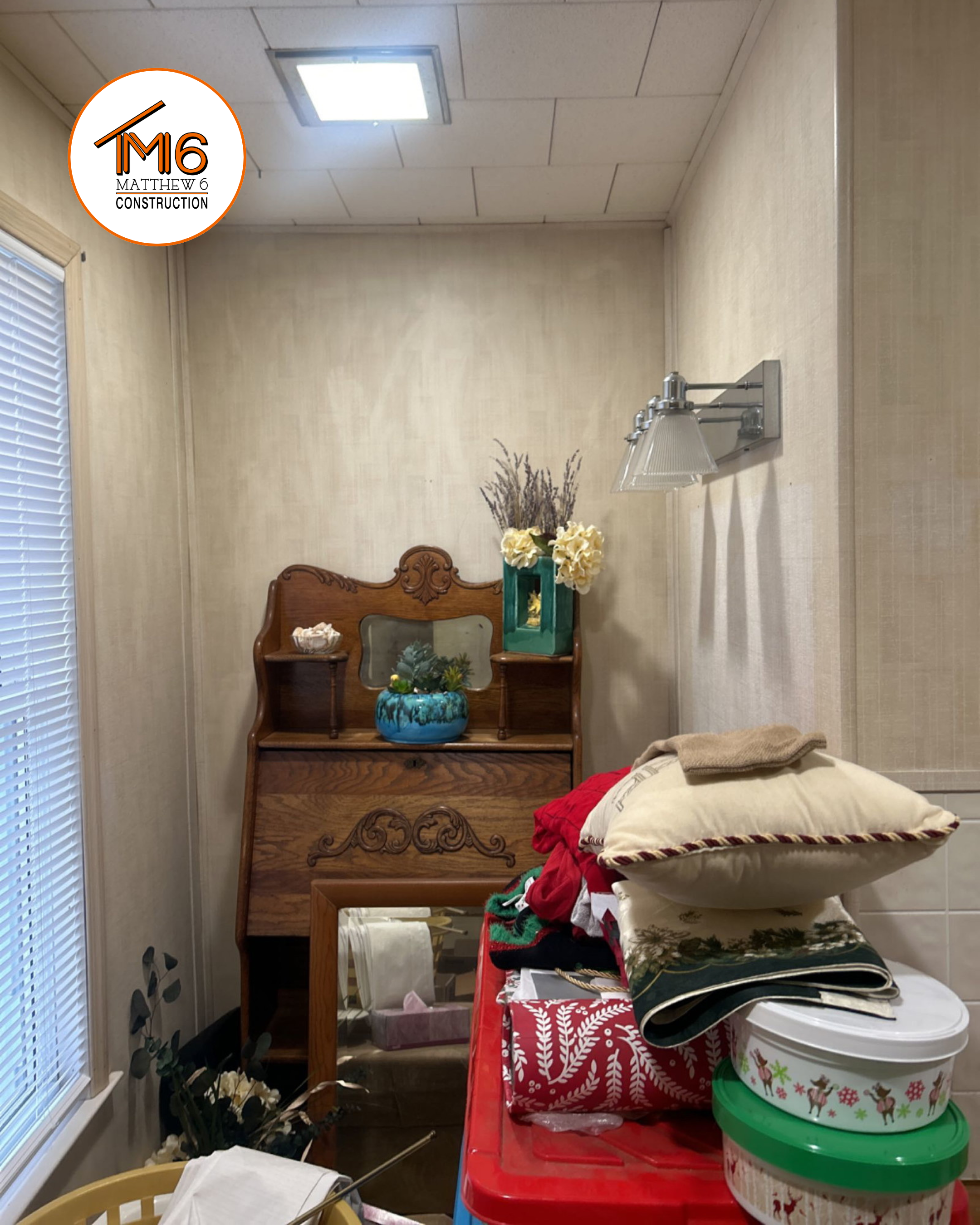 Schwamberger_Bathroom_Matthew6Construction_LudingtonMI_M6logo (3).png