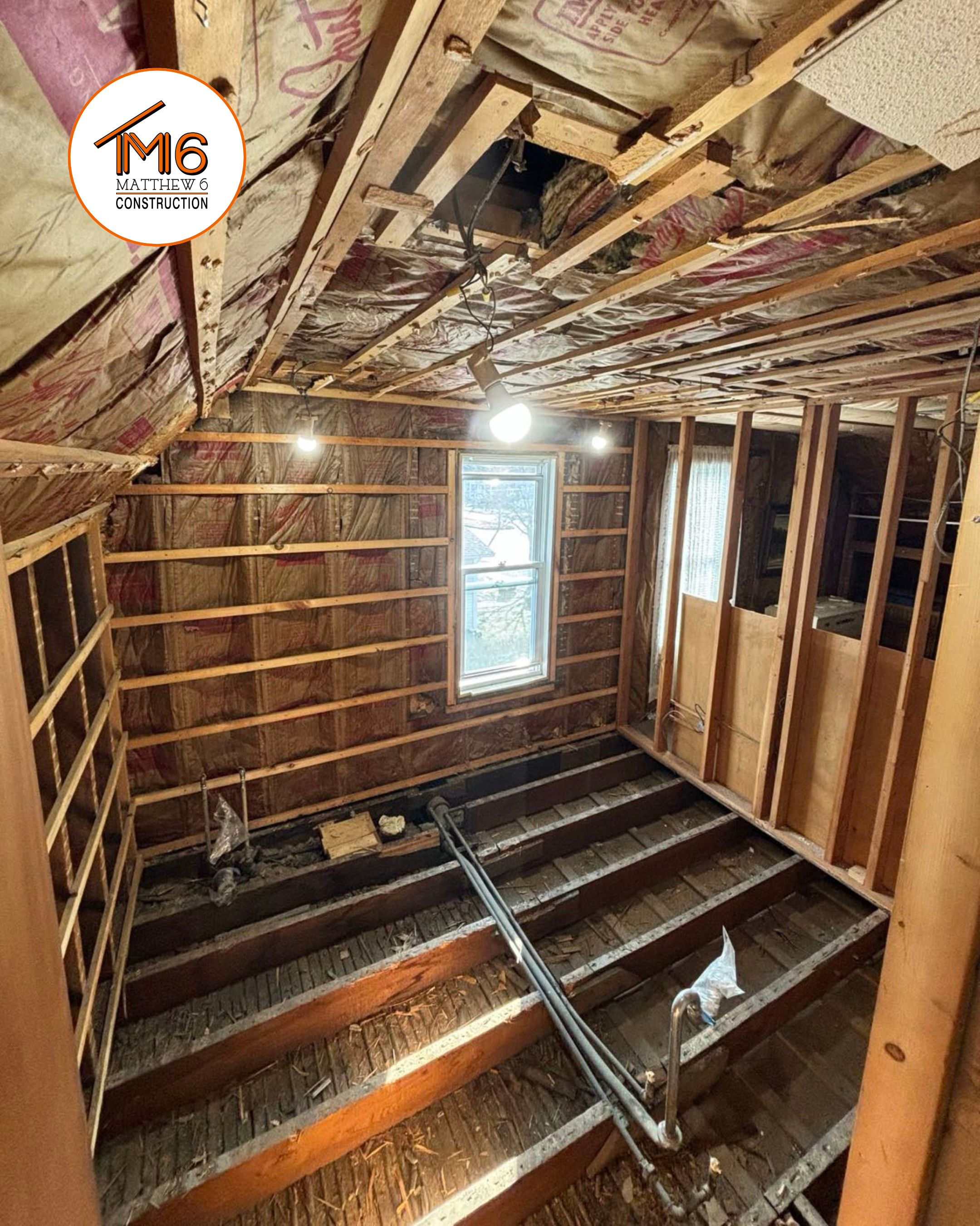 Schwamberger_Bathroom_Matthew6Construction_LudingtonMI_M6logo (4).png