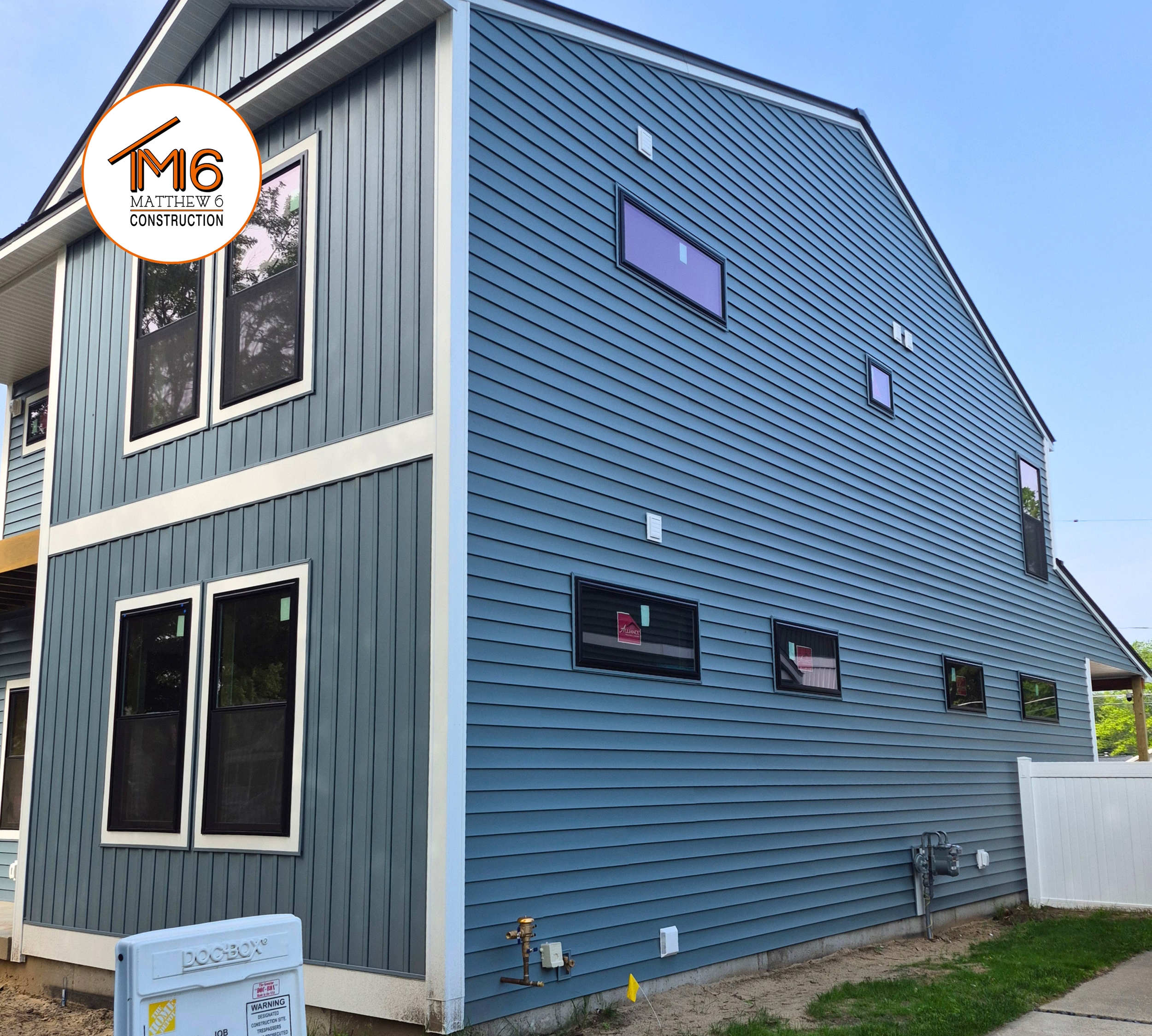 Lindsey_NewBuild_Matthew6Construction_49431 (5).png