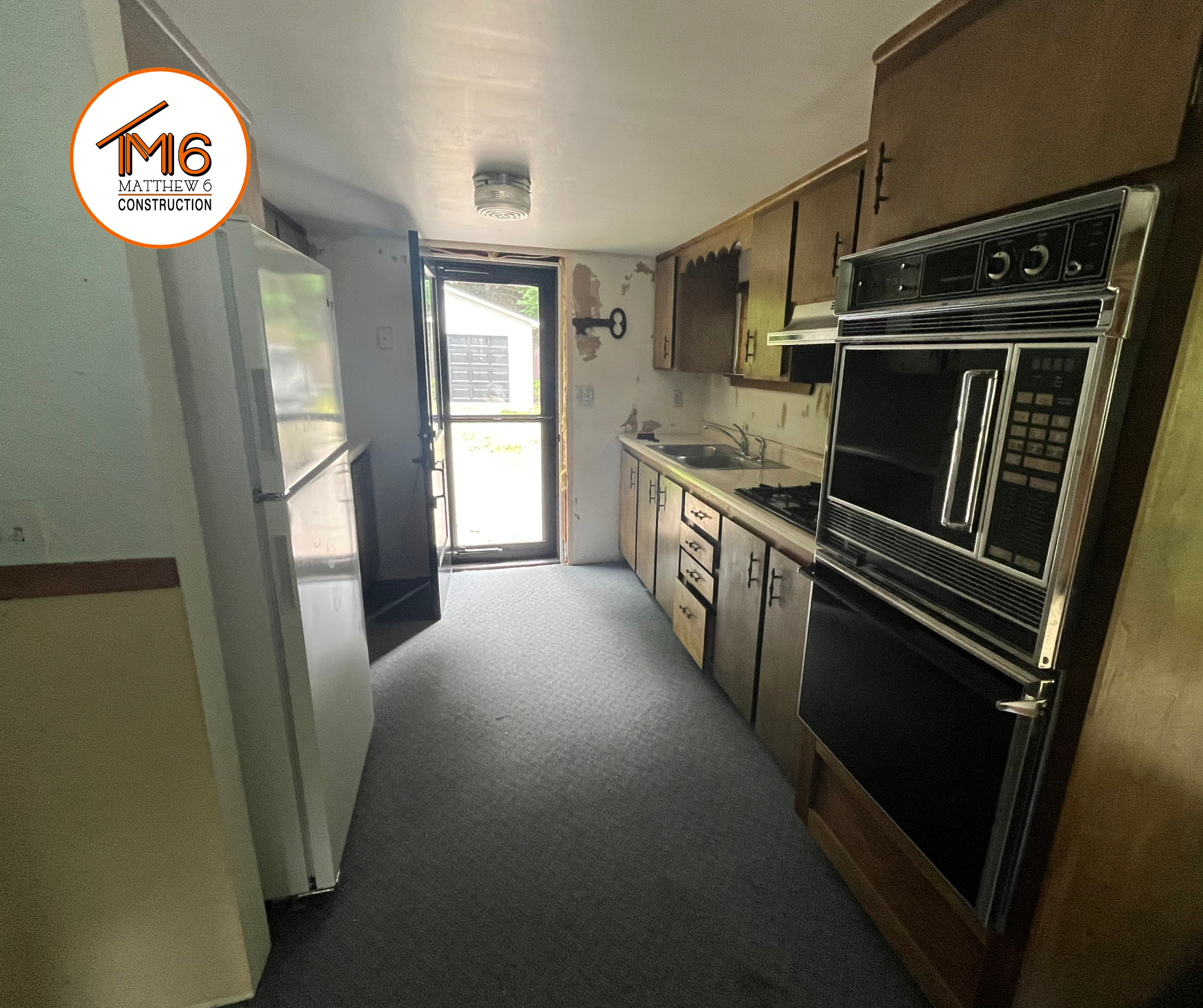 Lozano_Remodel_Matthew 6 Construction (16).png