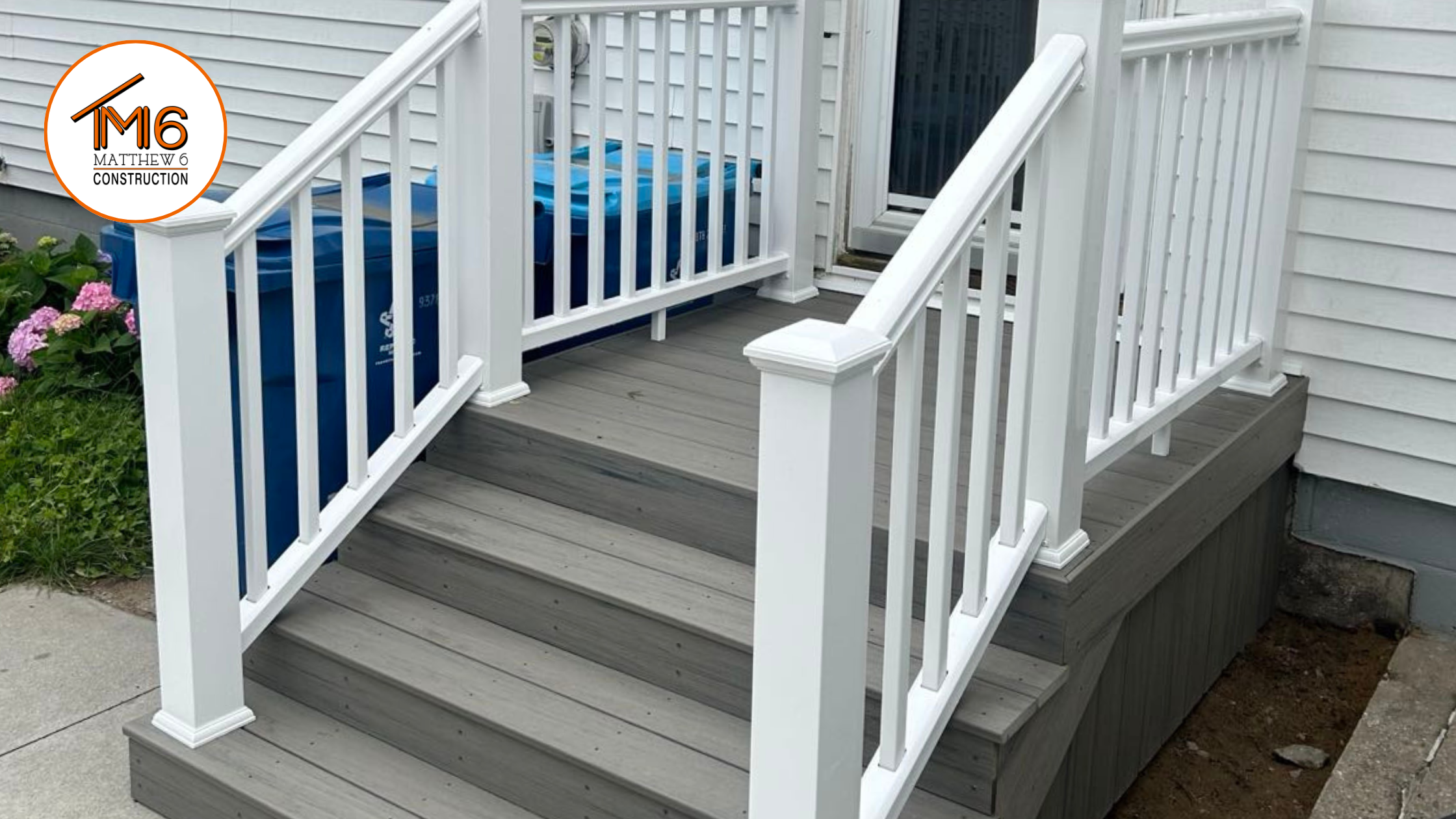 Deck_Matthew6Construction_LudingtonMI (3).png