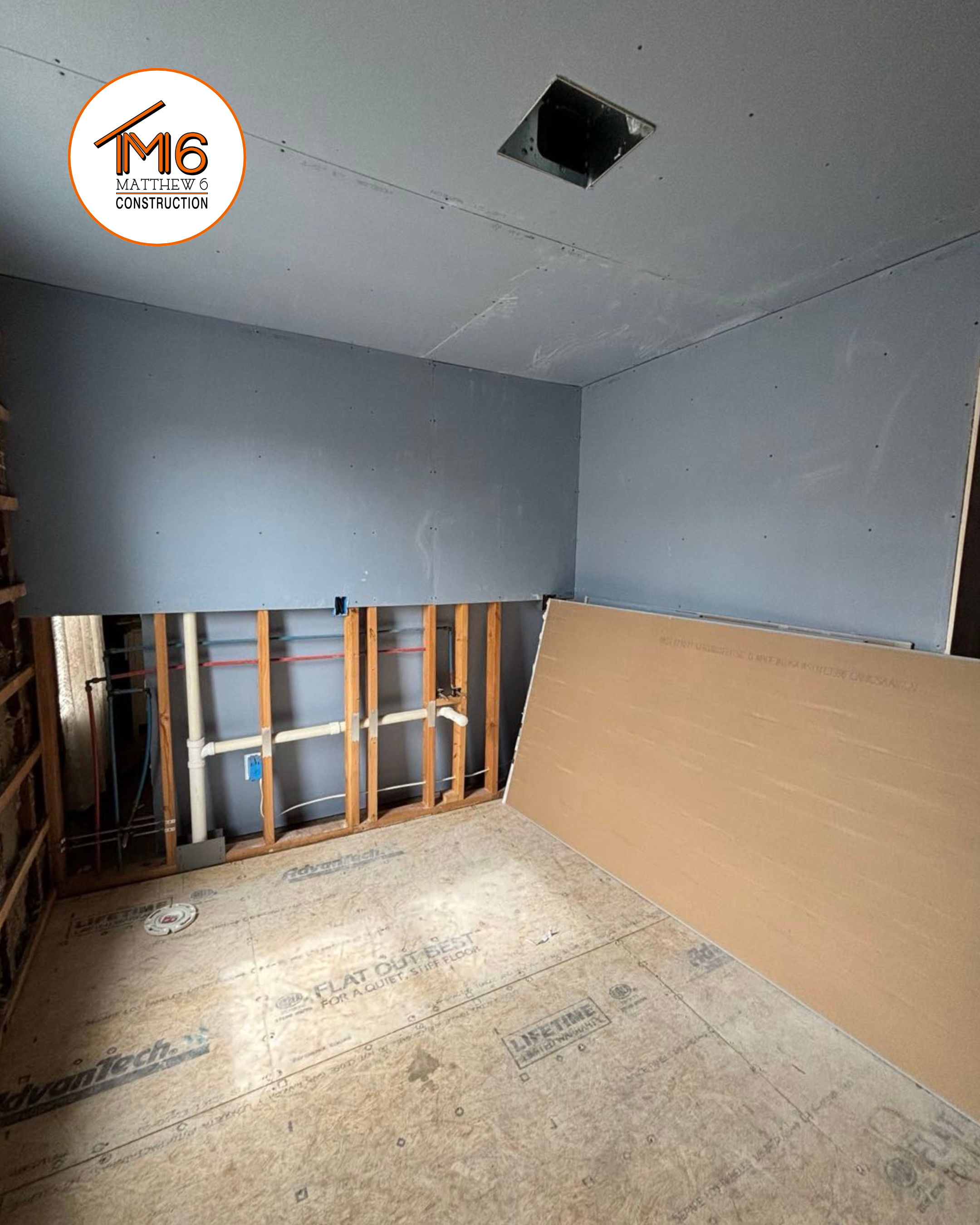 Schwamberger_Bathroom_Matthew6Construction_LudingtonMI_M6logo (6).png