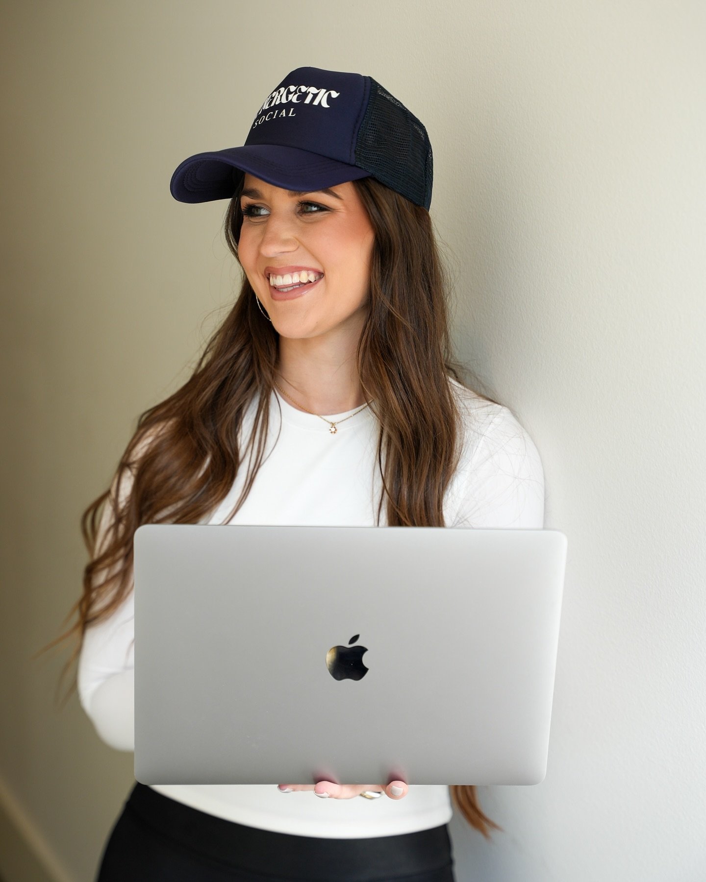 🫶🏻 Feeling extremely thankful this Tuesday for my little dream that has turned into a full-time reality &amp; more! It is incredible to work with so many talented business owners across the US! 🌎

If you&rsquo;re tired of playing the guessing game