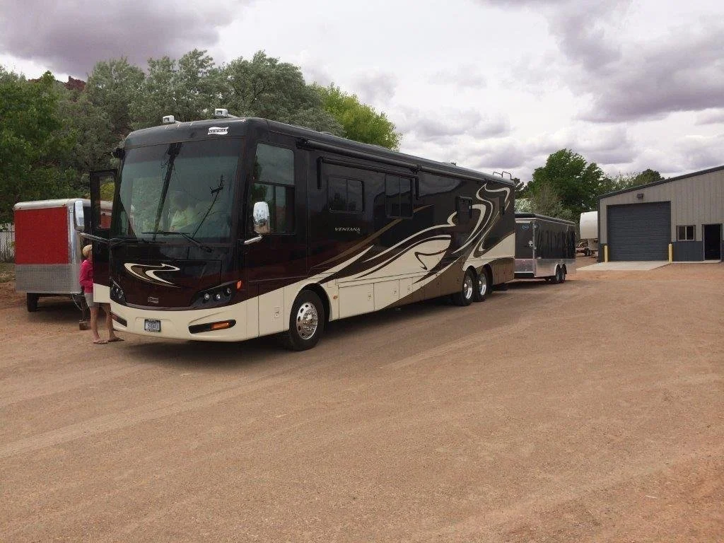 Carlton Coach (1).JPG