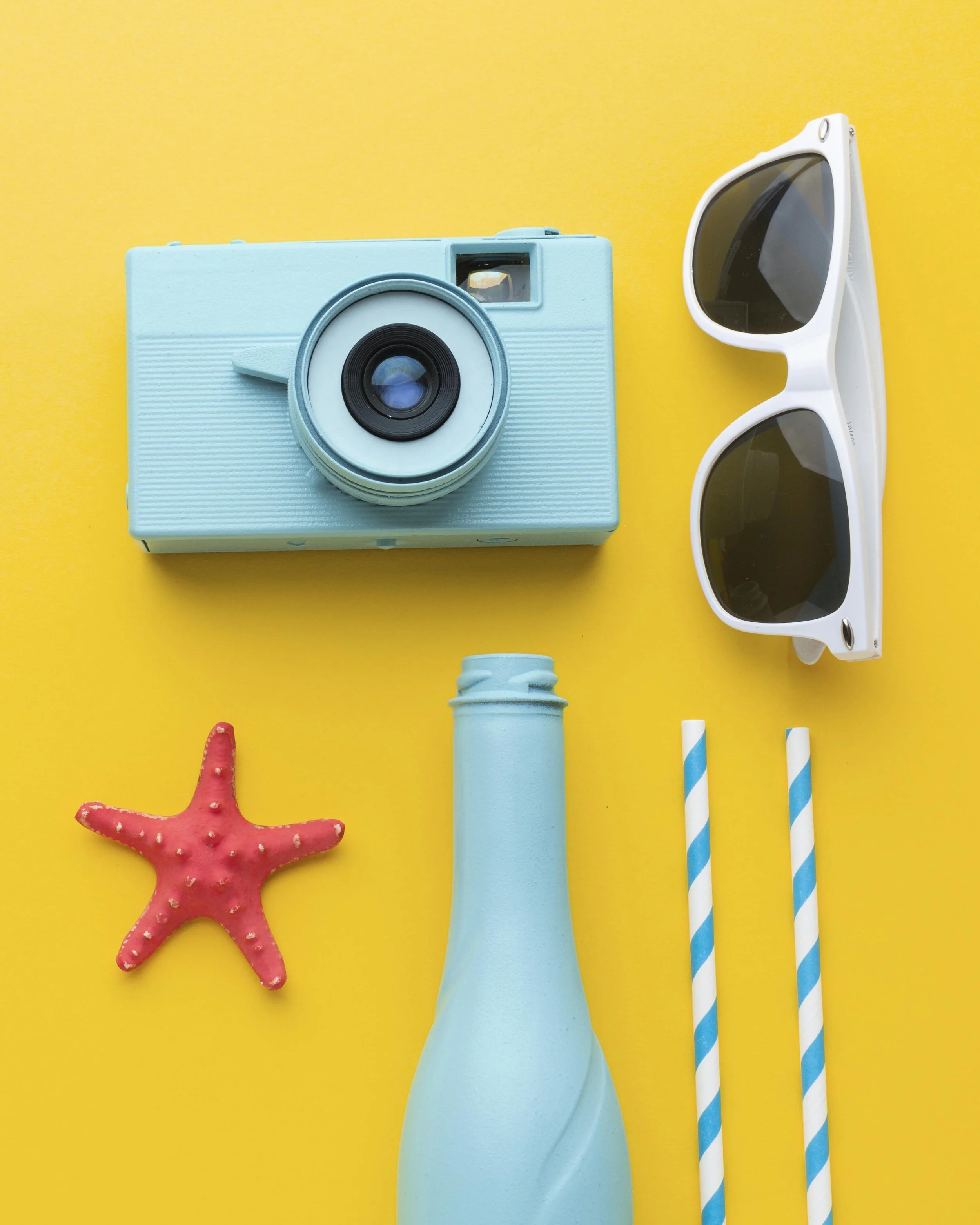 travel-items-arrangement-view.jpg
