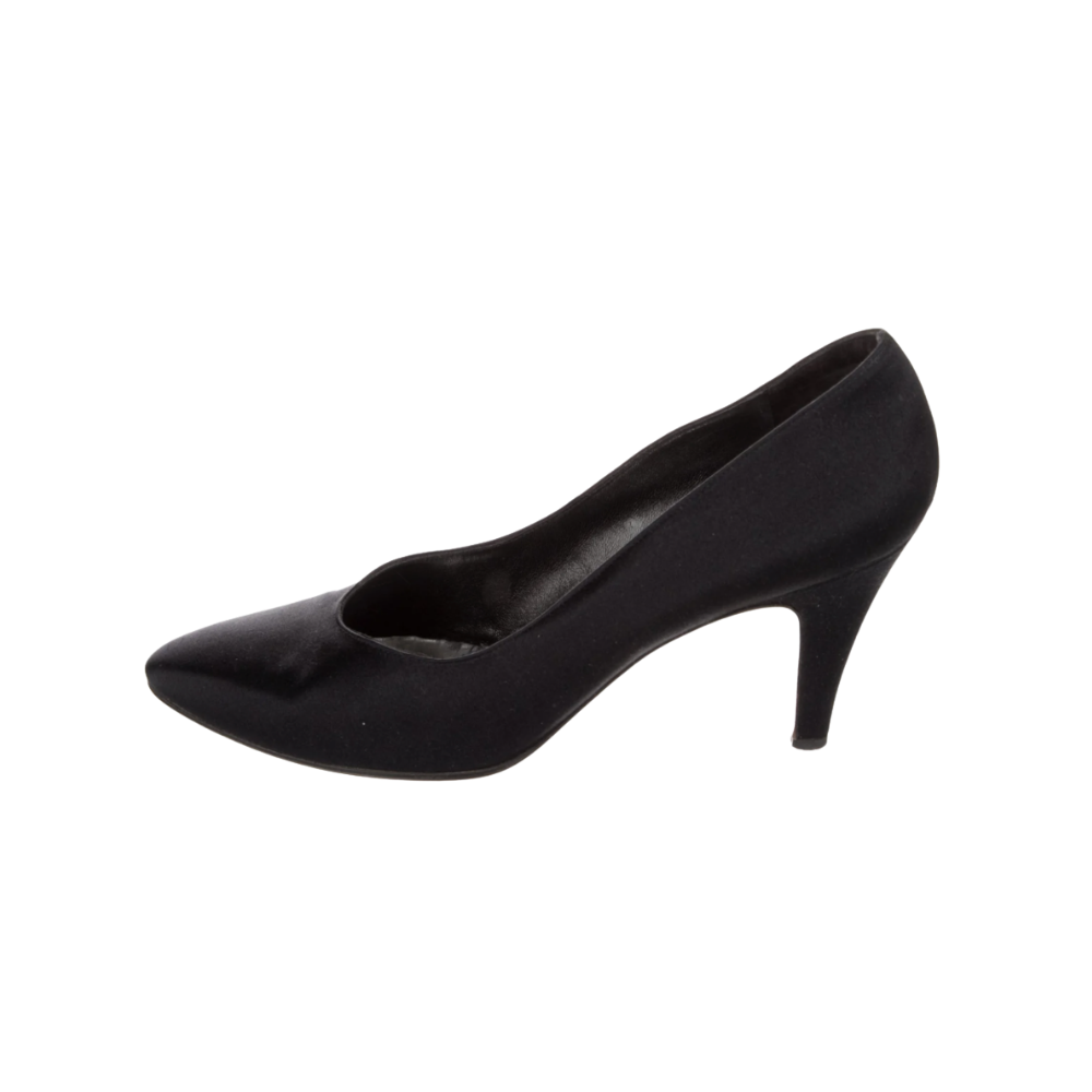 Yves Saint Laurent pumps