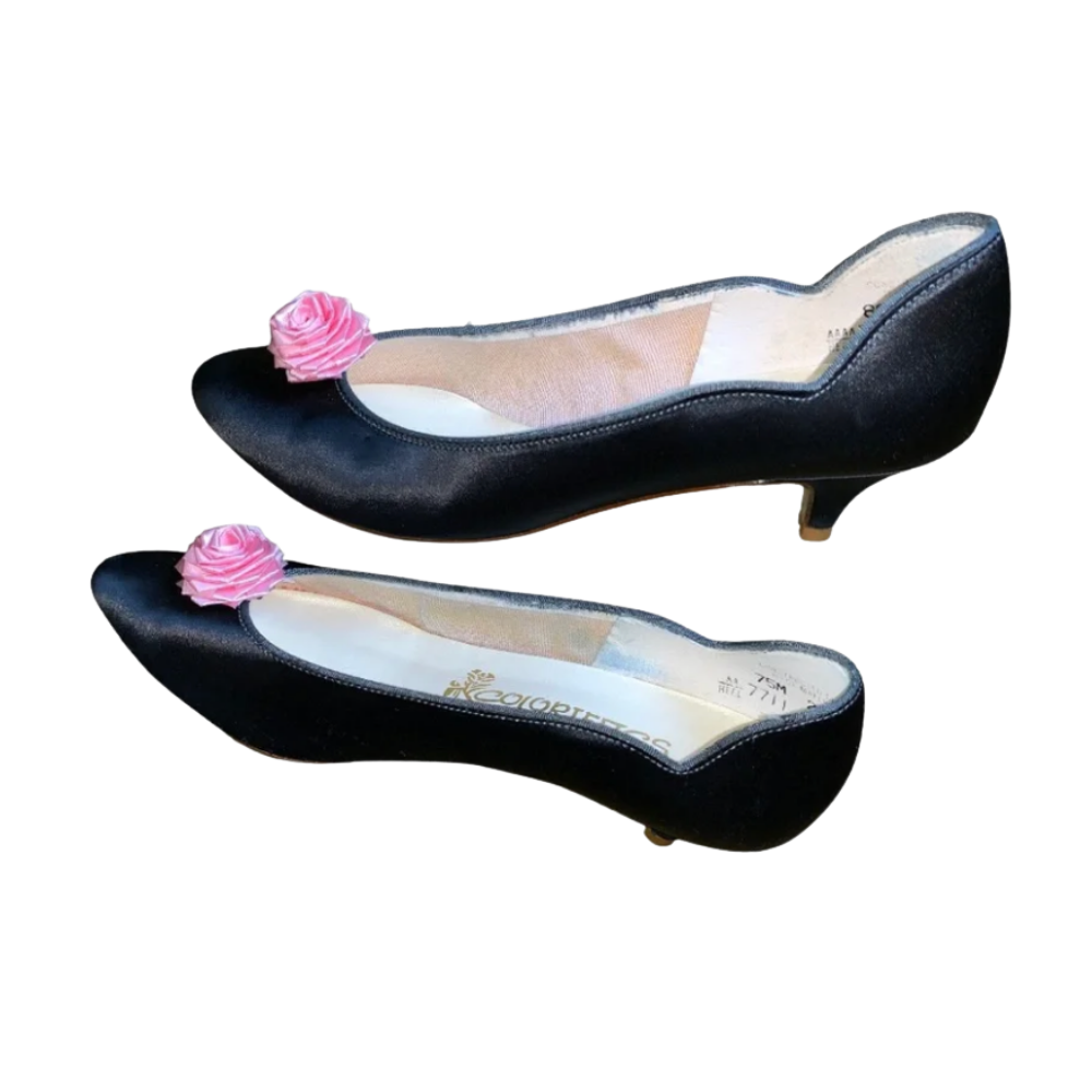 vintage satin pumps w/ rosette