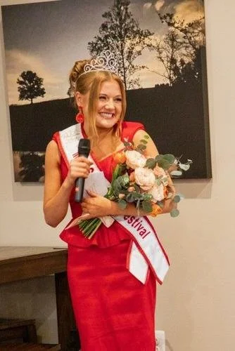 Montana Cochran crowned Miss Lincoln Strawberry Festival | Loudoun Times-Mirror