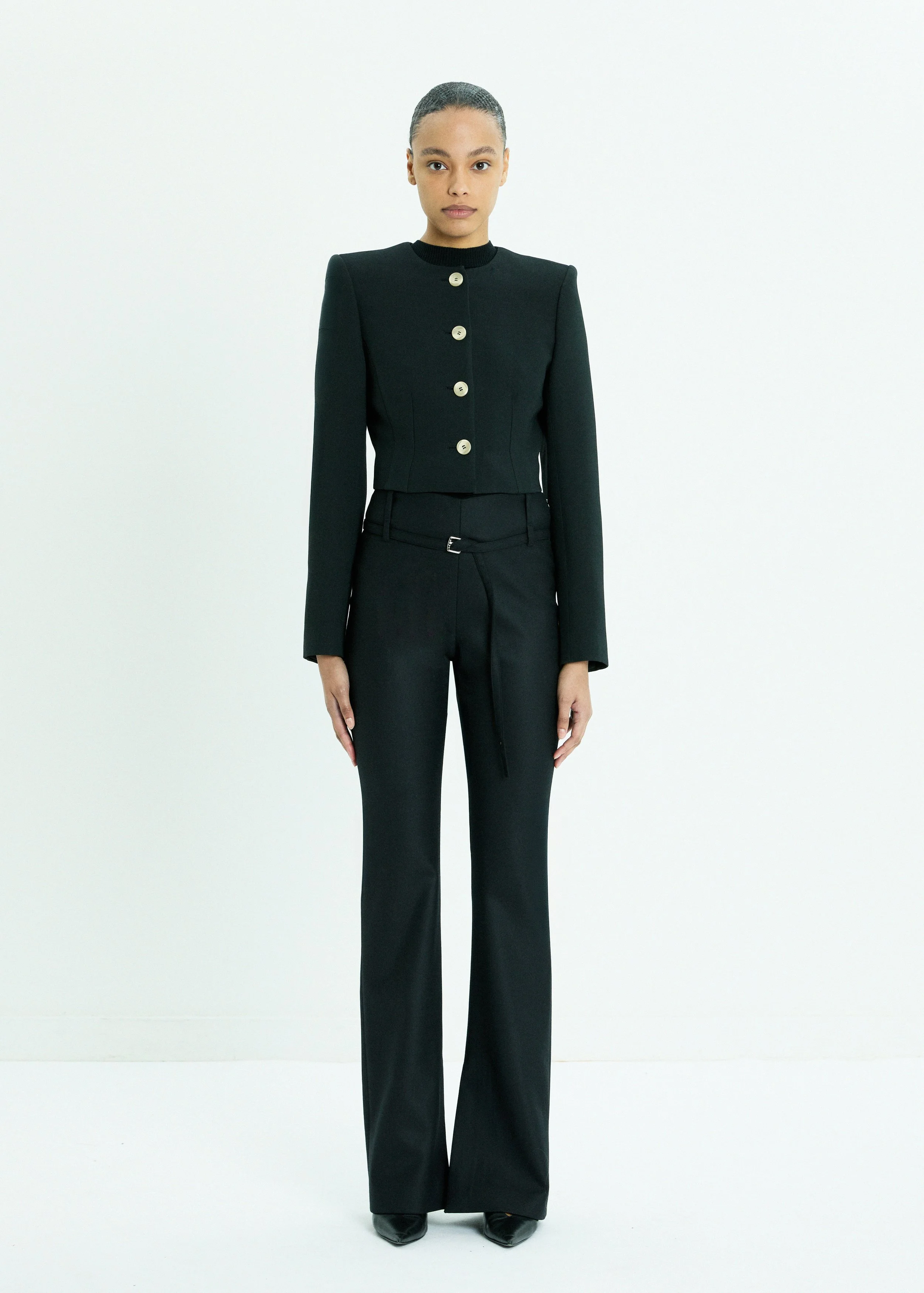 F26-0111-M10034-BLACK-FRONT.jpg