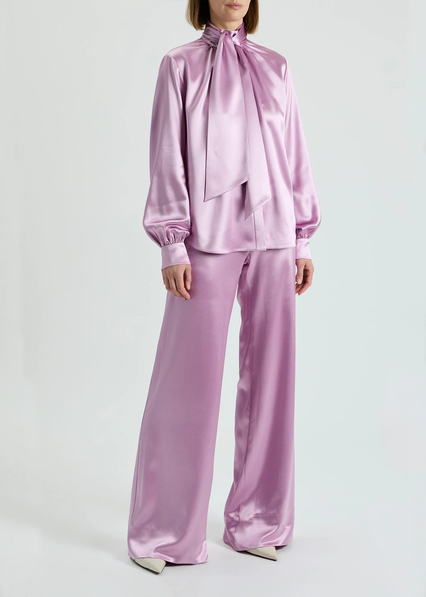 AMIRTAGHI_S24-0301-S3001-LILAC_3:4.jpg