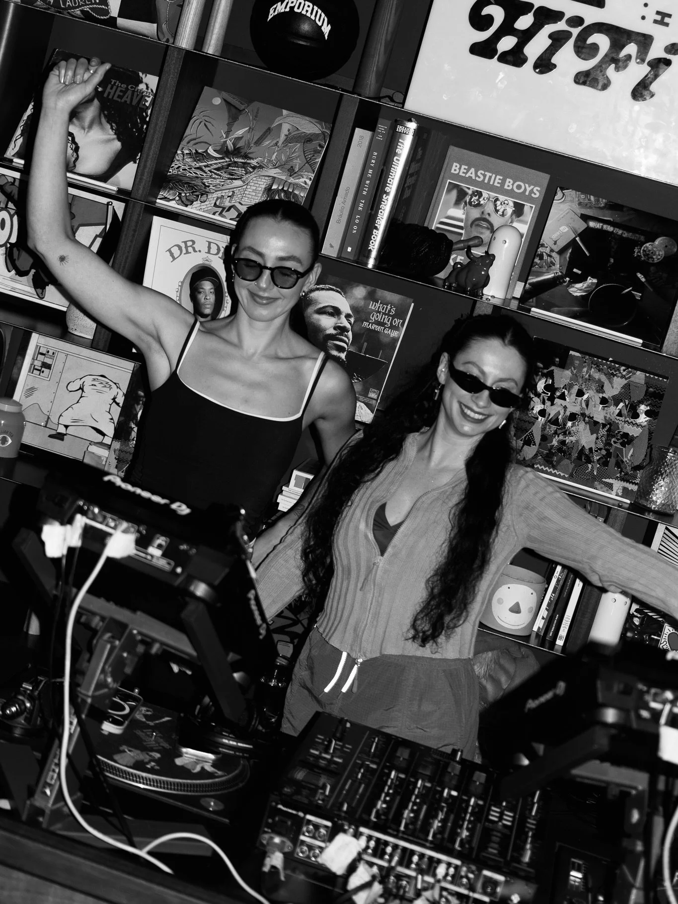 @beyondthepaleie we are so ready to see you this Saturday!!! 🪐🌀🧚🏼

@bekahmolony is on decks to create the best vibes for a fun festival flow by @itskatedagher of @eco__psyche 

expect a feel-good yoga journey set to a live DJ, designed to awaken 