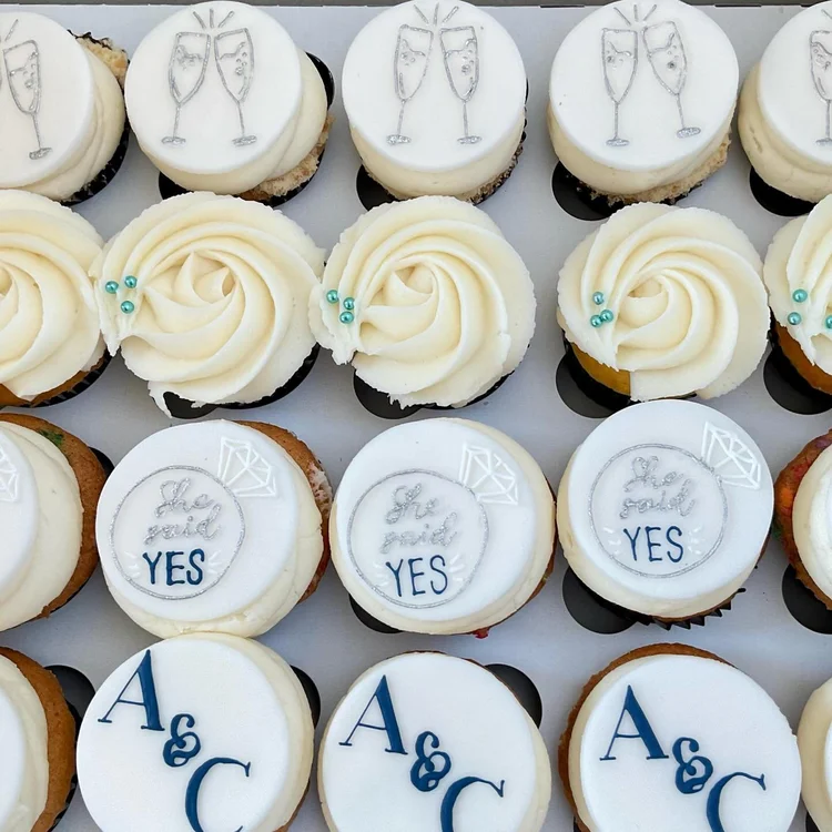 Engagement cupcakes by Sugar Mamas
