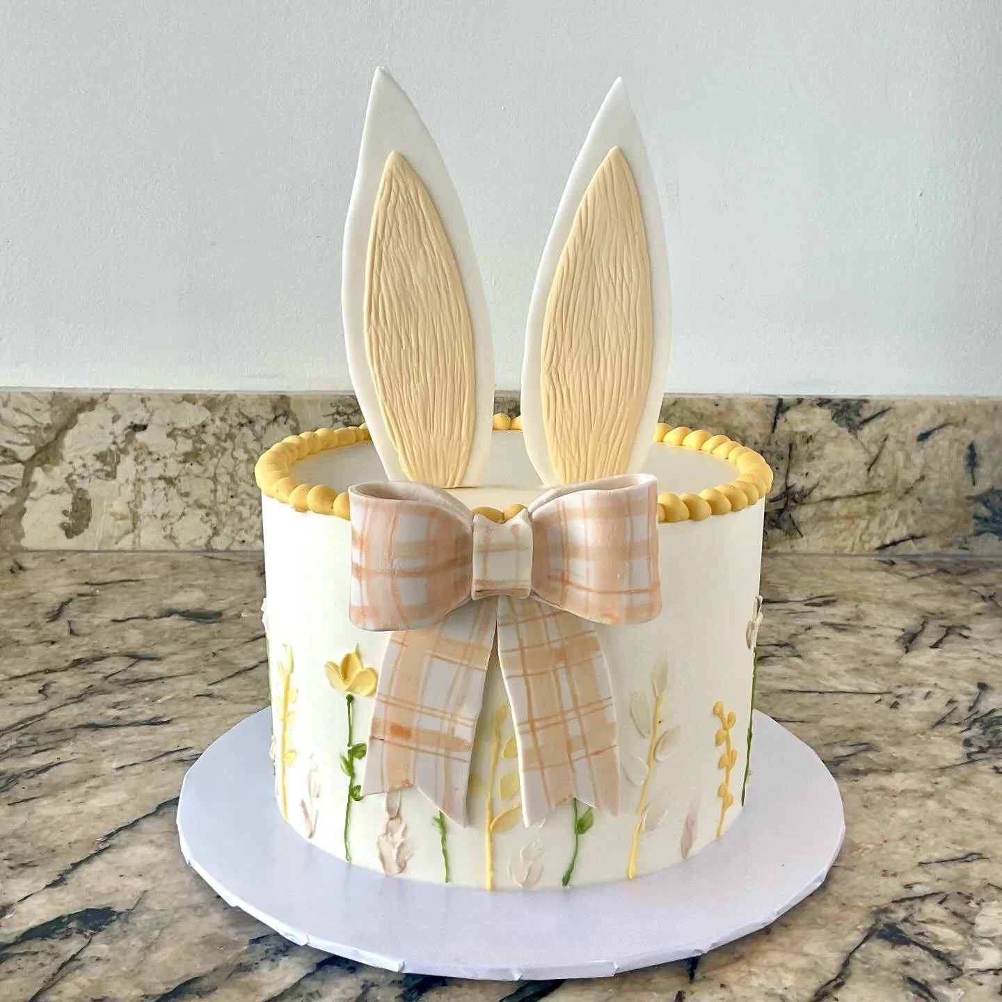 Can you believe that Easter is in 20 days??!?!🐇