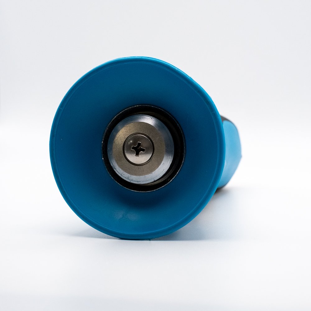 Blue Car Fire Hose Nozzle Side.jpg