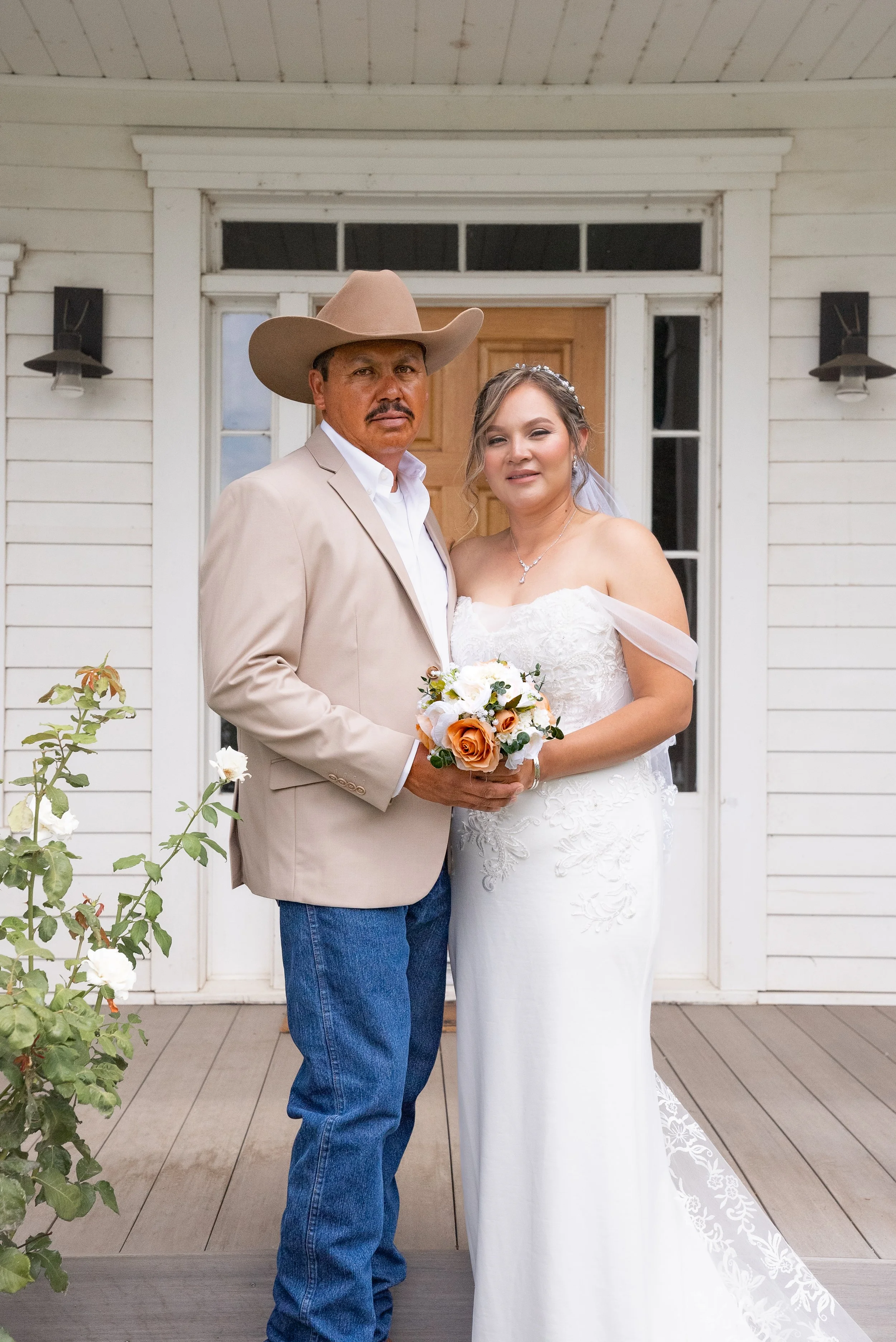 Wedding_Couple_Portrait _ Sep_2nd_2023_01.jpg